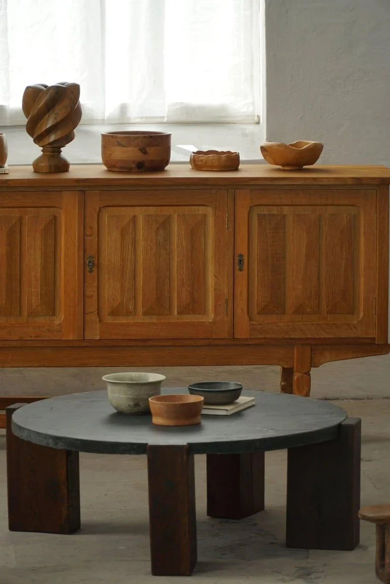 Round_Brutalist_Coffee_Table_in_Oak_&_Slate,_French_Mid-Century_Modern,_1970s