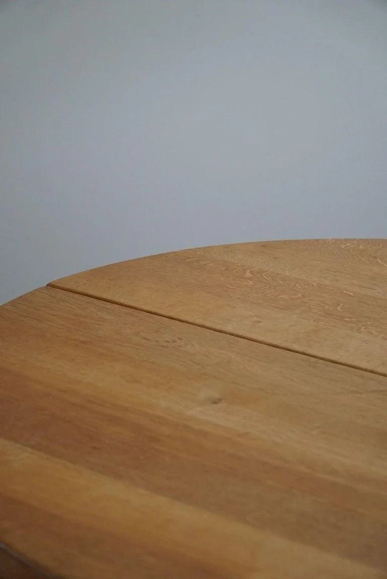 Round_Brutalist_Dining_Table_in_Oak,_Mid_Century_Modern,_Made_in_France,_1960s