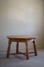 Round_Brutalist_Dining_Table_in_Oak,_Mid_Century_Modern,_Made_in_France,_1960s