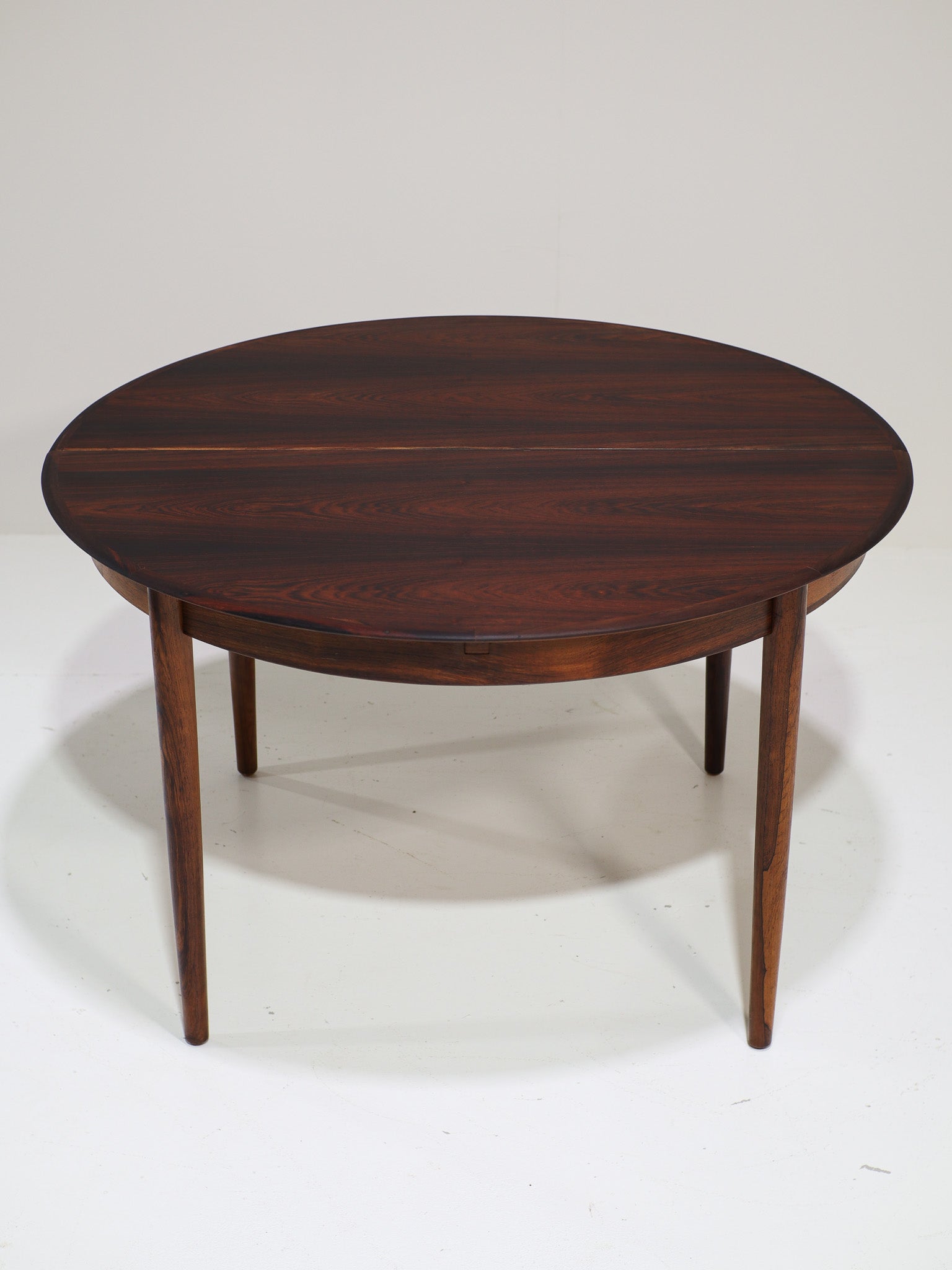 Skovby_Rosewood_Extendable_Dining_Table,_Denmark_1960s