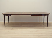 Round_Extendable_Table,_Skovby_Møbelfabrik,_Rosewood_Wood,_1970s,_Denmark
