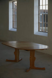 Round_Oak_Dining_Table_with_Two_Extension_Leaves,_Danish_Mid_Century_Modern,_1960s