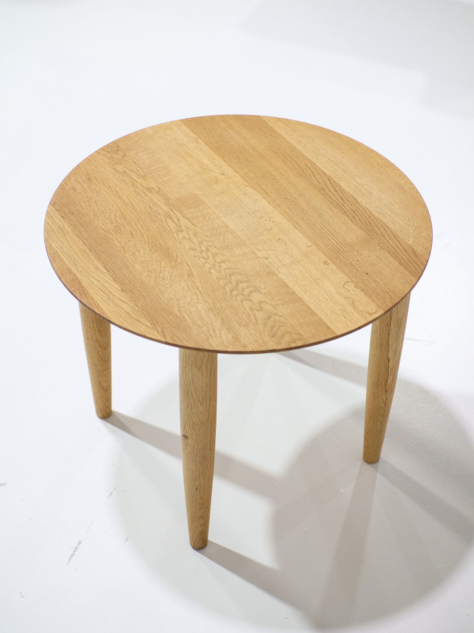 Round_side_table_vintage_Danish_oak