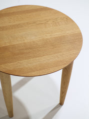Round_side_table_vintage_Danish_oak