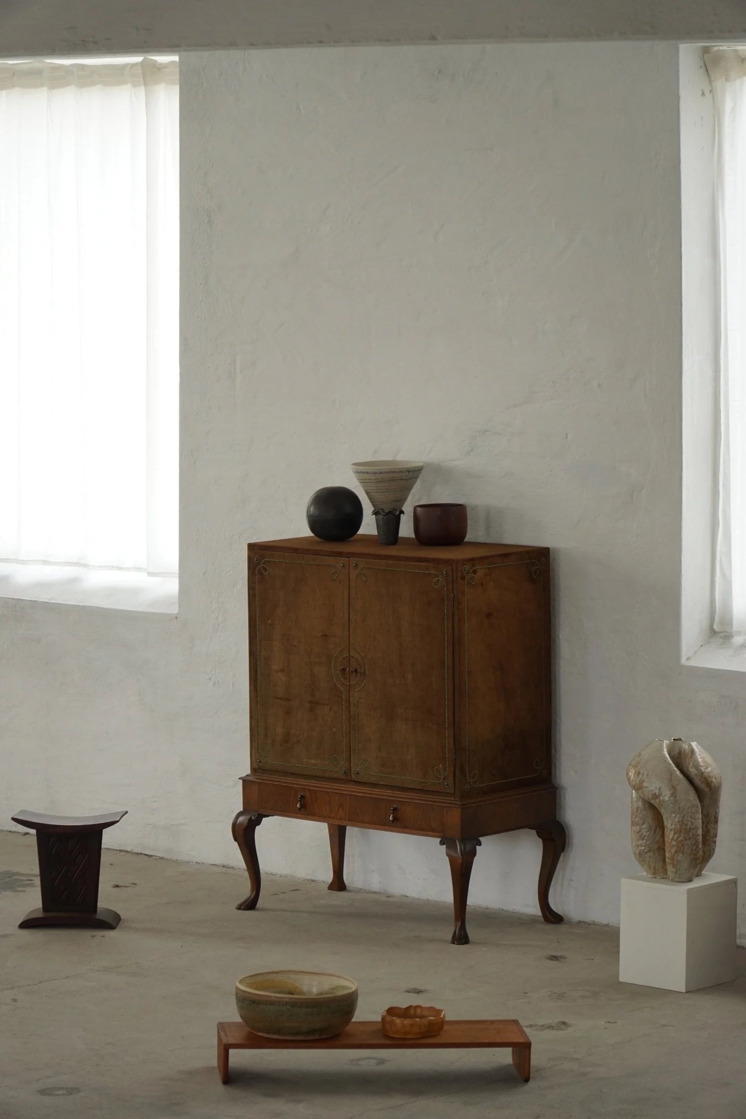 Royal_Cabinetmaker_Oak_Cabinet_by_C.B._Hansens_Etablissement,_Danish_Arts_and_Crafts_Storage_Cabinet