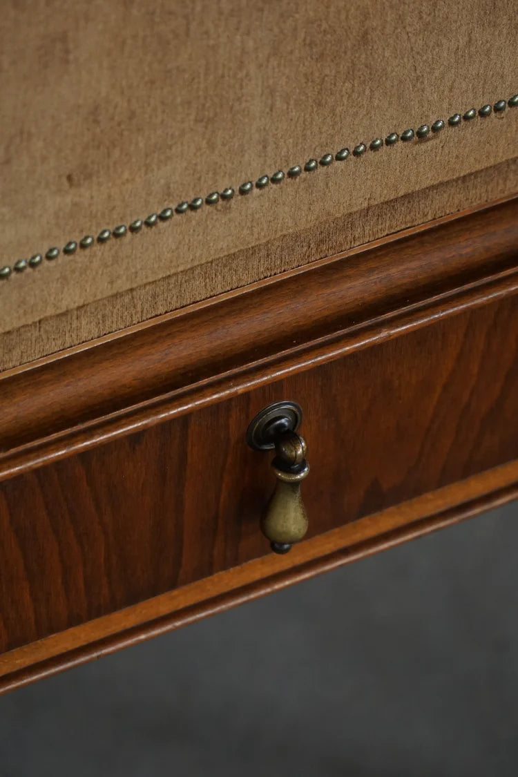 Royal_Cabinetmaker_Oak_Cabinet_by_C.B._Hansens_Etablissement,_Danish_Arts_and_Crafts_Storage_Cabinet