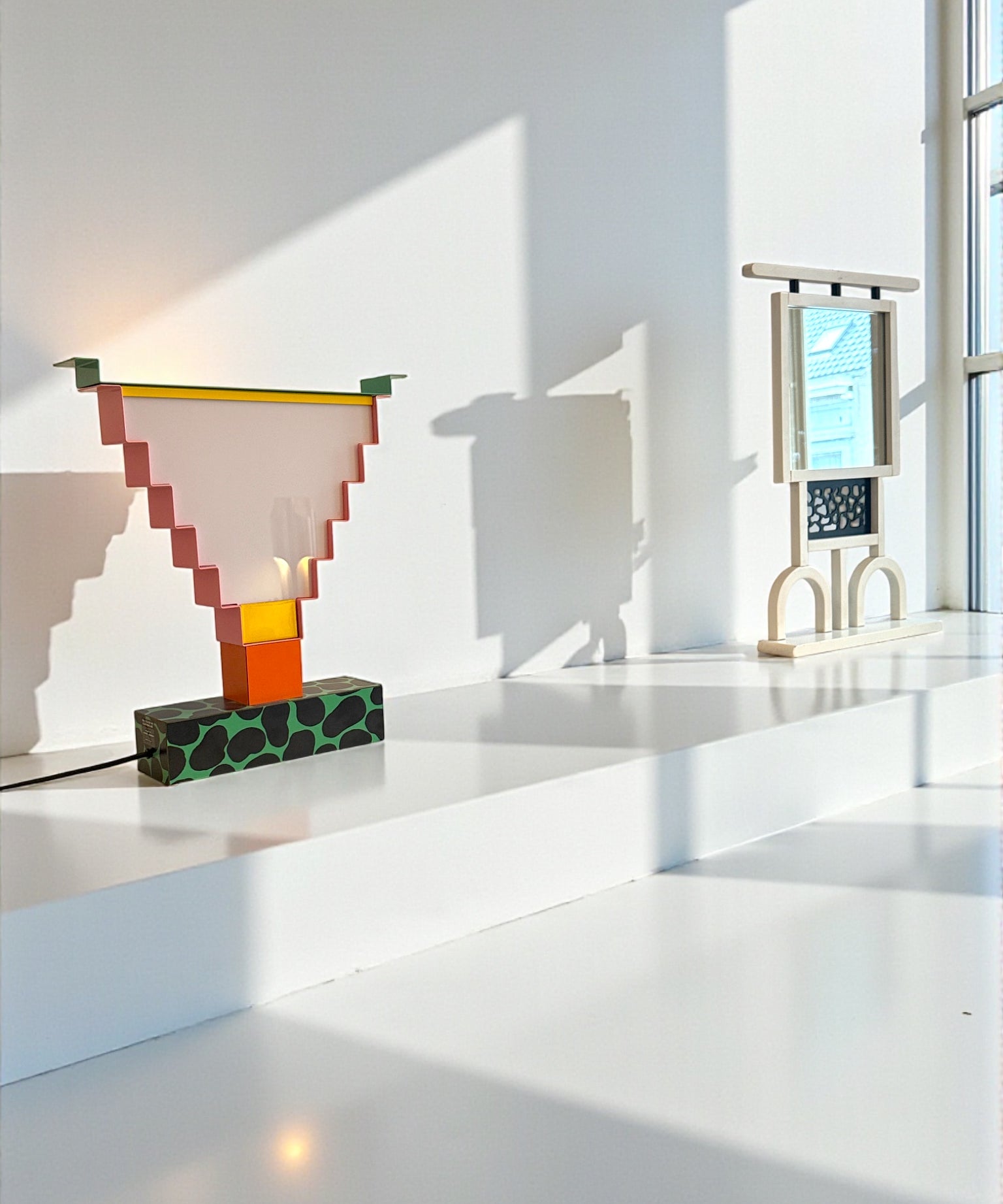 Ruskin_Table_Lamp_by_George_J._Sowden_for_Arc_74,_1983,_Italy