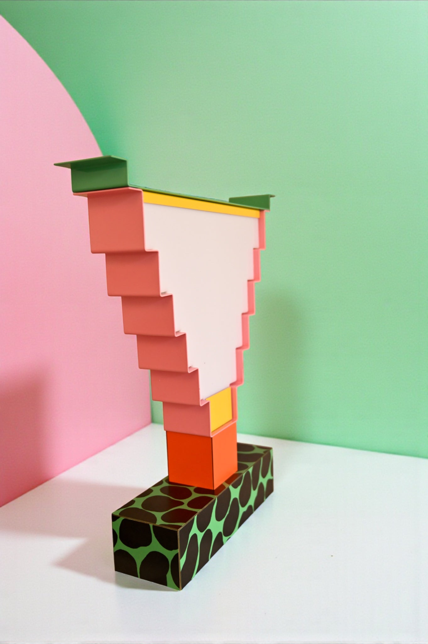 Ruskin_Table_Lamp_by_George_J._Sowden_for_Arc_74,_1983,_Italy