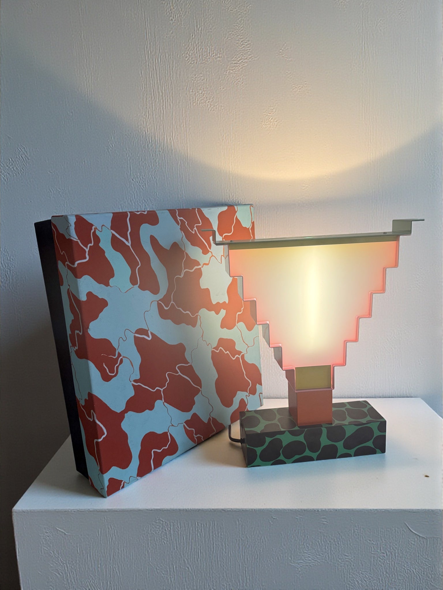 Ruskin_Table_Lamp_by_George_J._Sowden_for_Arc_74,_1983,_Italy