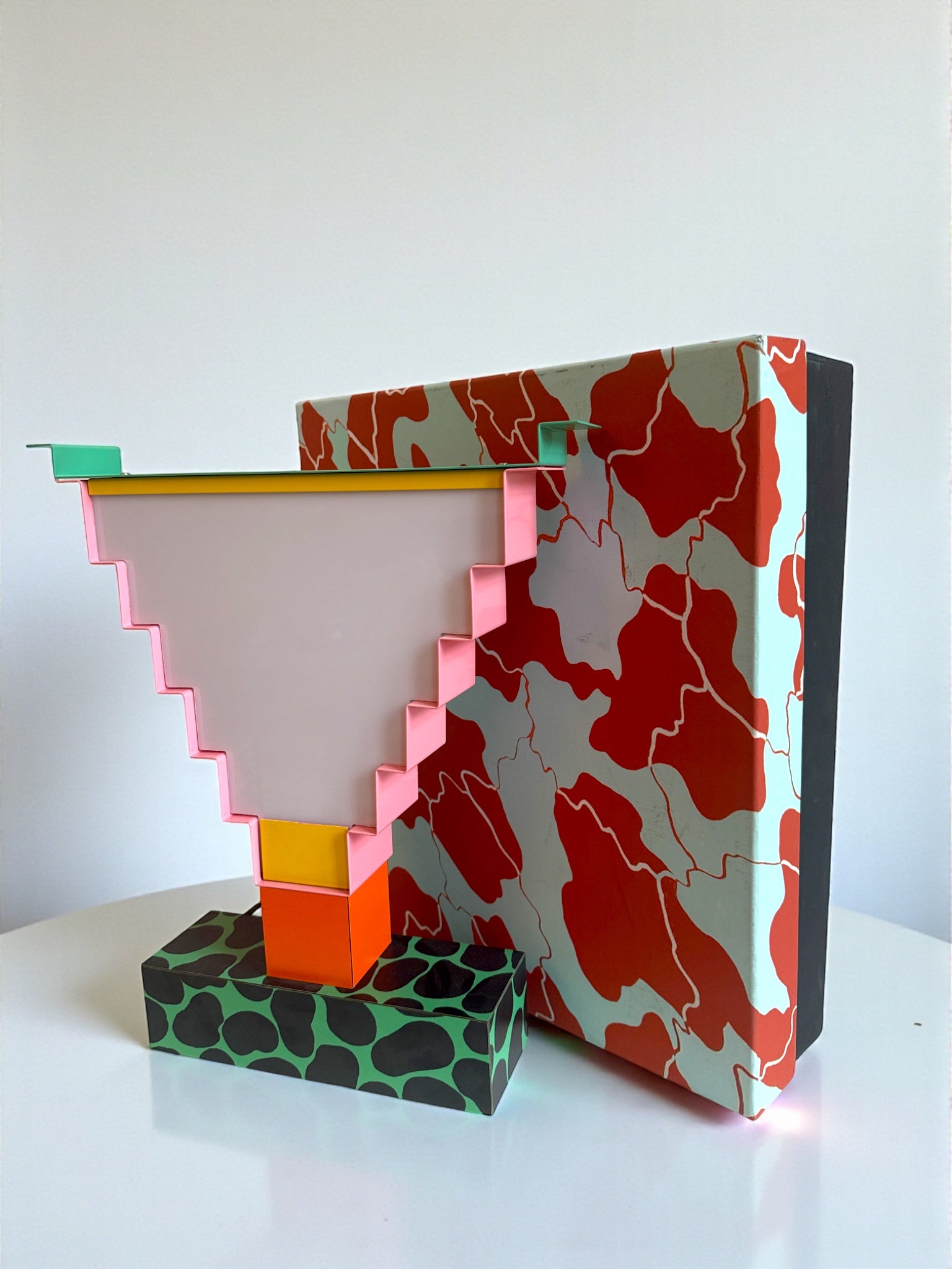 Ruskin_Table_Lamp_by_George_J._Sowden_for_Arc_74,_1983,_Italy