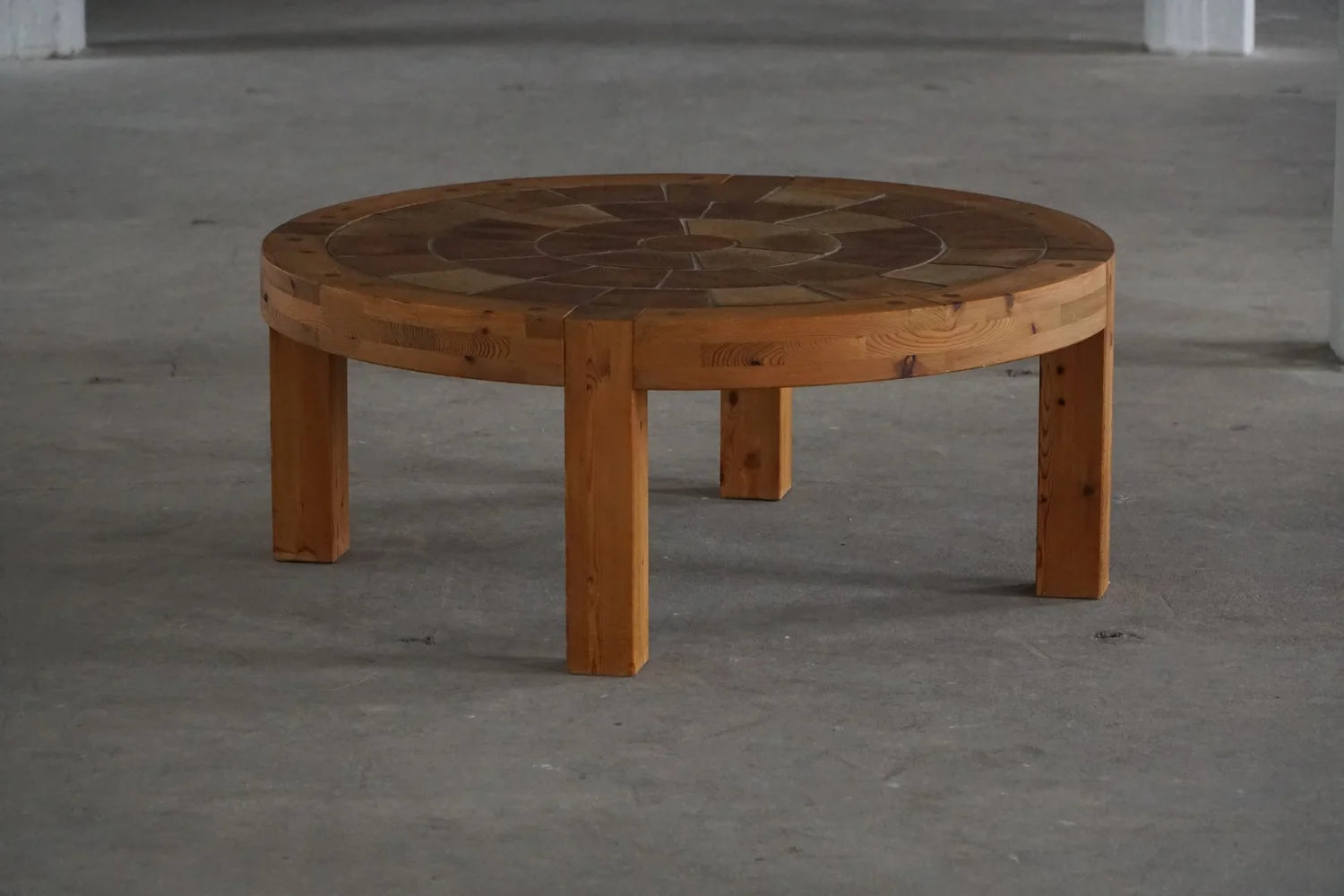 Sallingboe_Large_Round_Coffee_Table_in_Pine_and_Ceramic,_Denmark_1970s