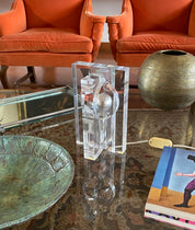 Sandro_Petti_Hollywood_Regency_Lucite_Table_Lamp_for_Angolometallarte,_Italy_1970s