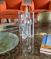 Sandro_Petti_Hollywood_Regency_Lucite_Table_Lamp_for_Angolometallarte,_Italy_1970s