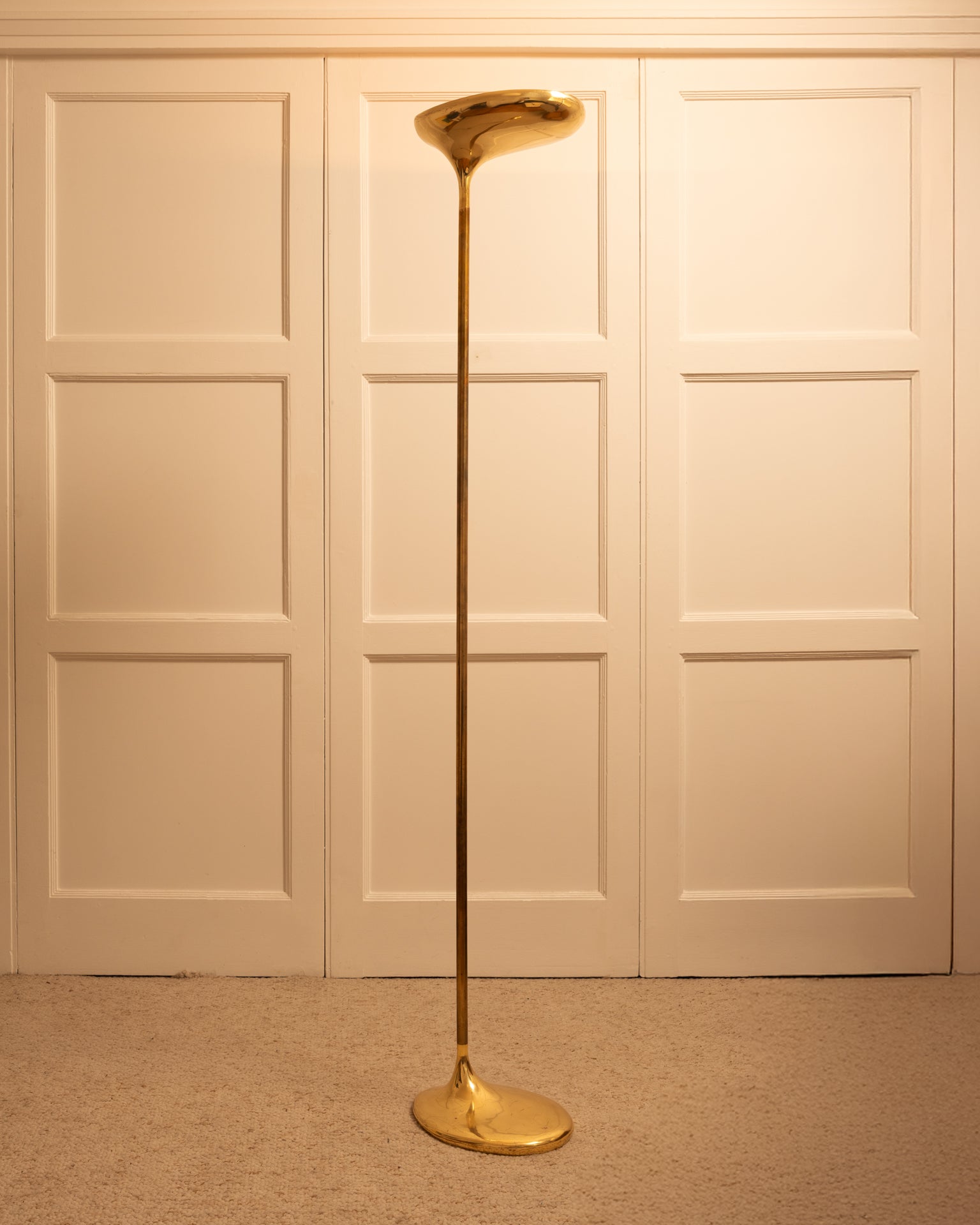Giovanni_Santoni_Brass_Sculptural_Floor_Uplighter,_Italy_1970s
