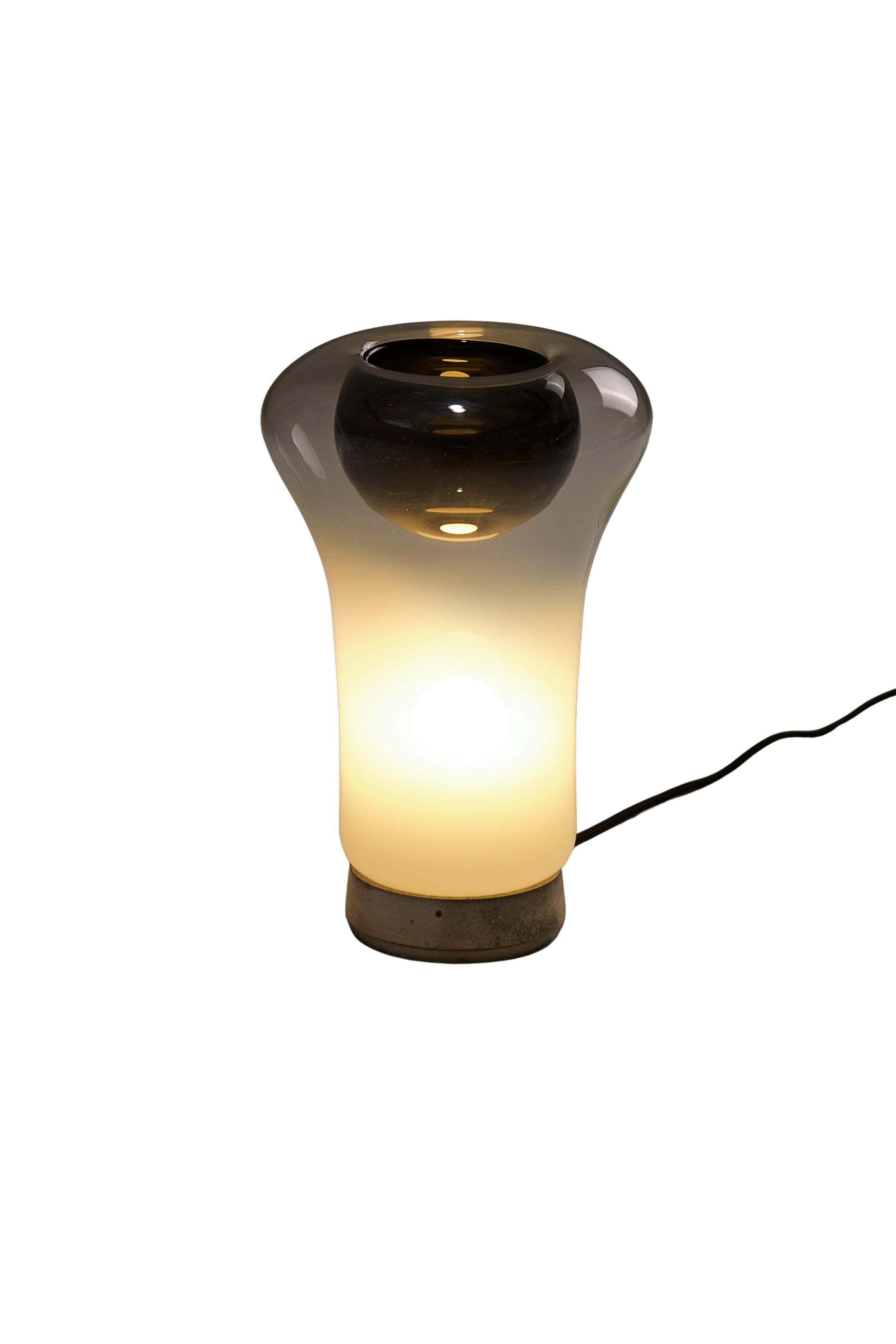 Sappho_Table_Lamp_by_Angelo_Mangiarotti