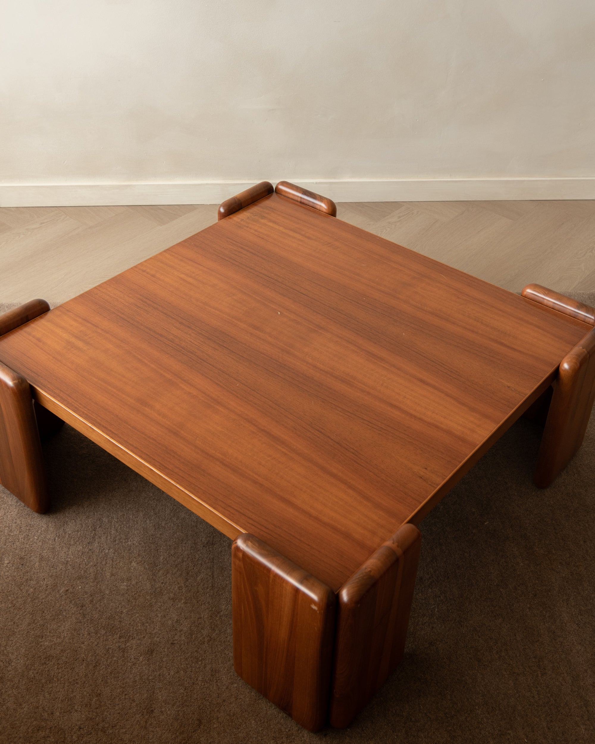 Mario_Marenco_Sapporo_Square_Coffee_Table_for_Mobil_Girgi_in_Walnut,_Italian_Modern_Design,_1970s