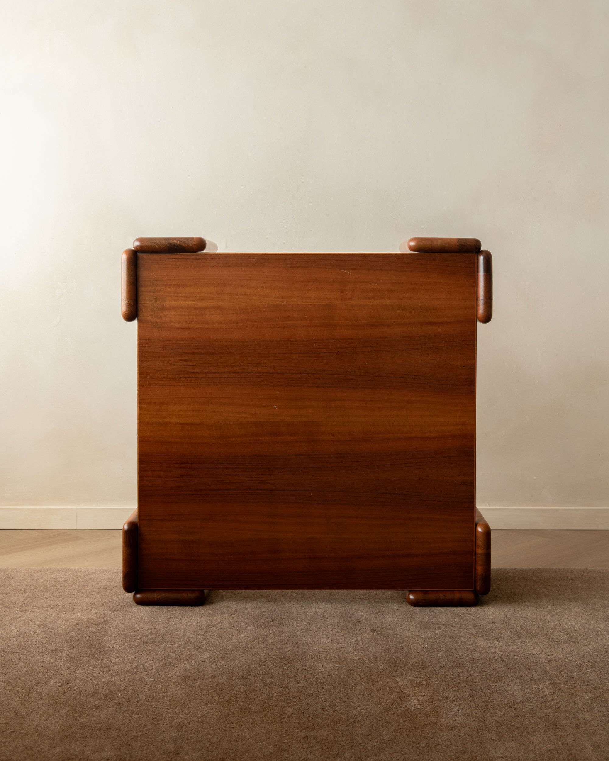 Mario_Marenco_Sapporo_Square_Coffee_Table_for_Mobil_Girgi_in_Walnut,_Italian_Modern_Design,_1970s
