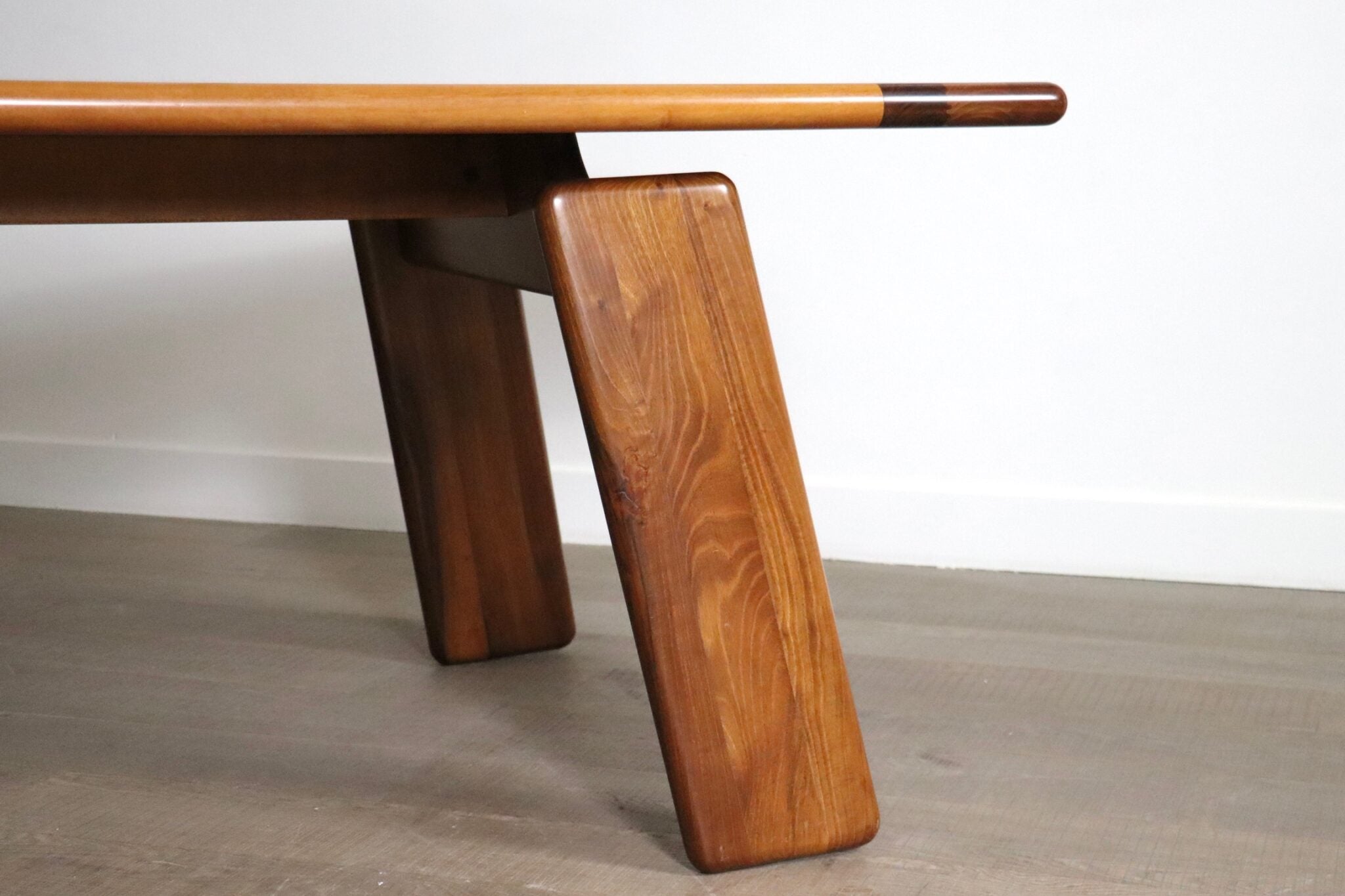 Sapporo_Dining_Table_by_Mario_Marenco_for_Mobil_Girgi,_Italian_Walnut_Mid_Century_Modern,_1970s