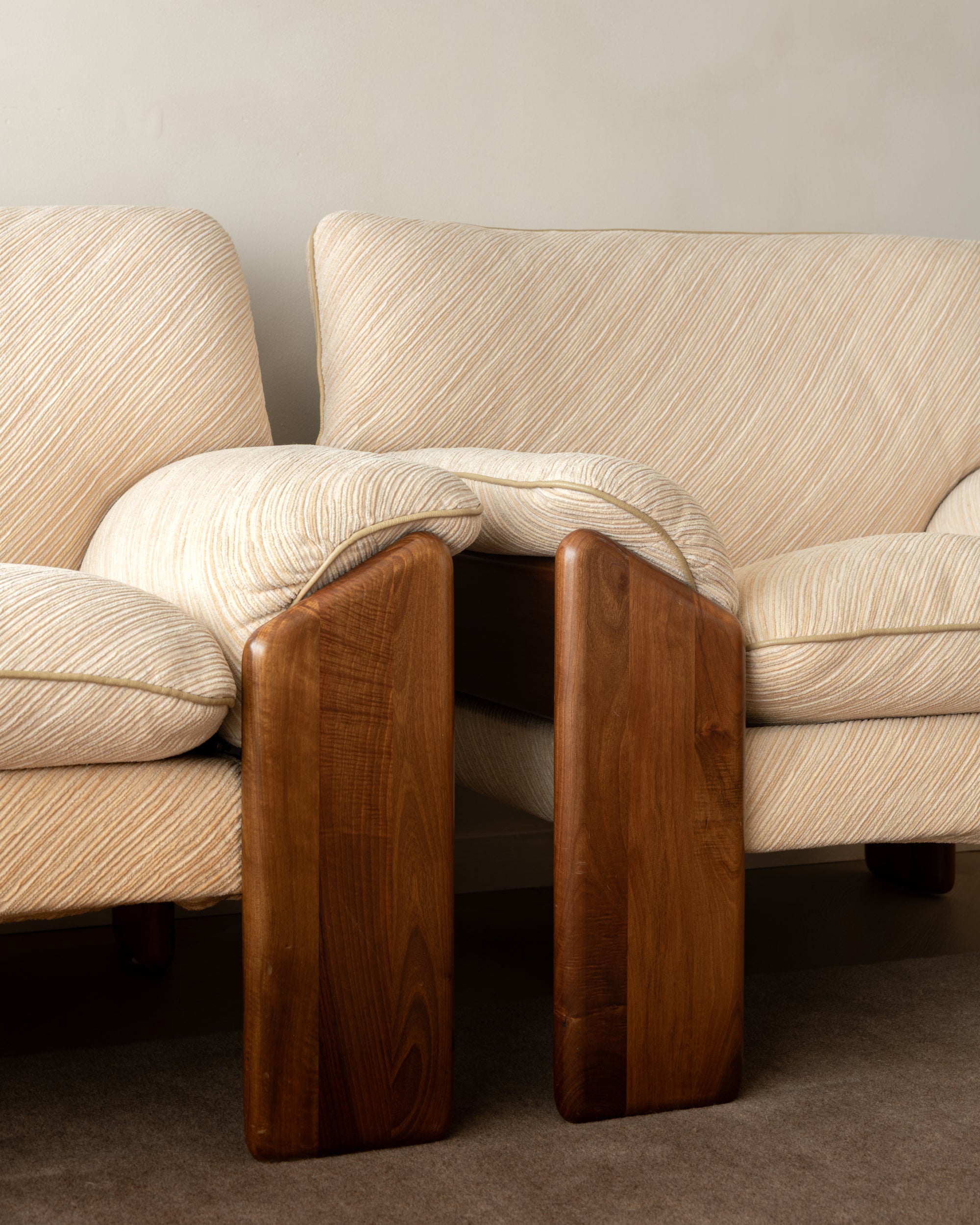 Set_of_2_Sapporo_Lounge_Chairs_by_Mario_Marenco_for_Mobil_Girgi,_Walnut_&_Cream_Upholstery,_Italy,_1970s