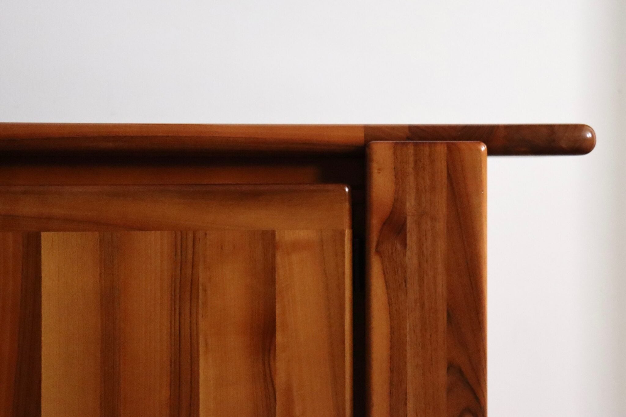 Sapporo_Sideboard_by_Mario_Marenco_for_Mobil_Girgi,_Italian_Walnut_Mid_Century_Modern,_1970s