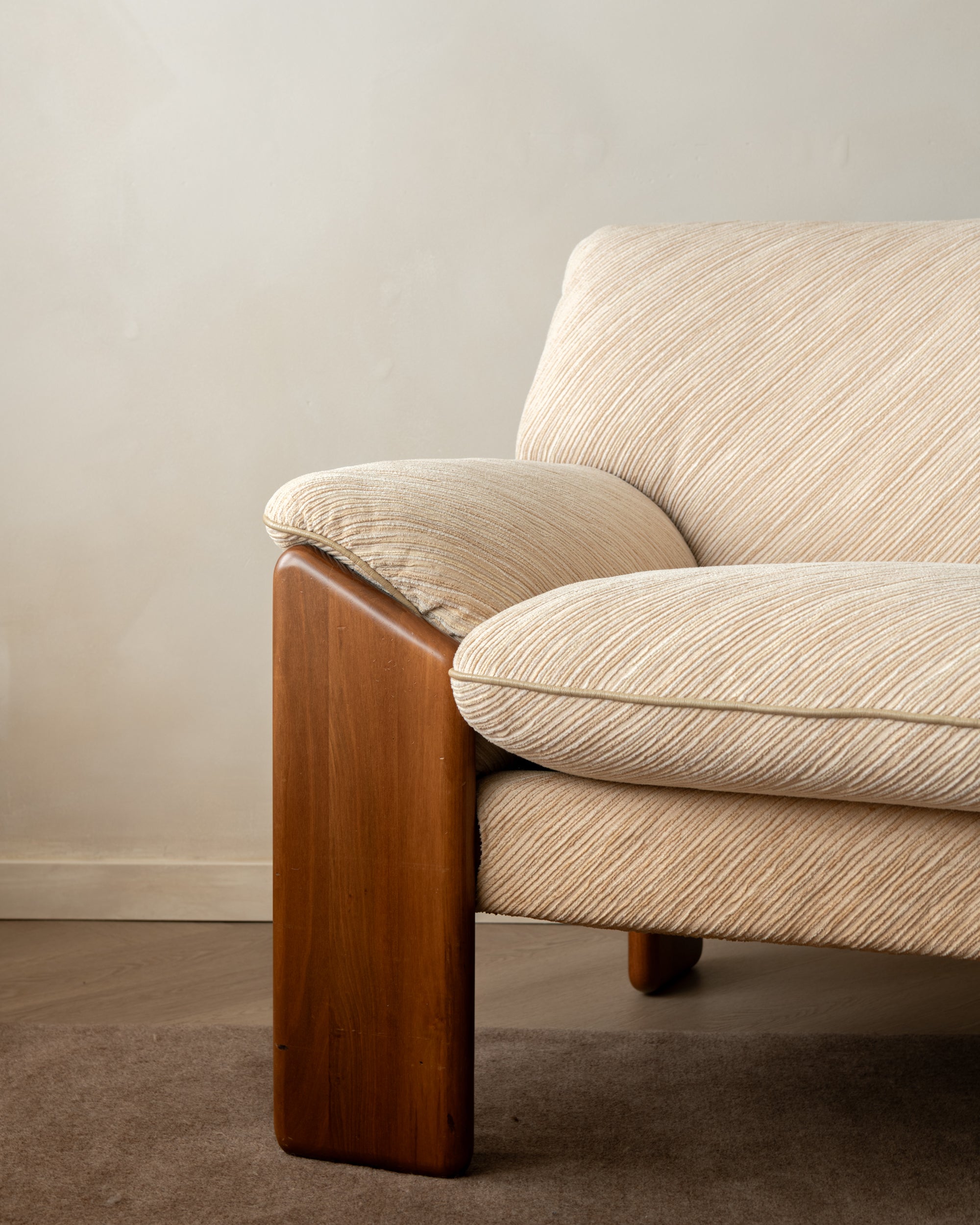 Sapporo_Two-Seater_Sofa_by_Mario_Marenco_for_Mobil_Girgi,_Walnut_&_Cream_Upholstery,_Italy,_1970s
