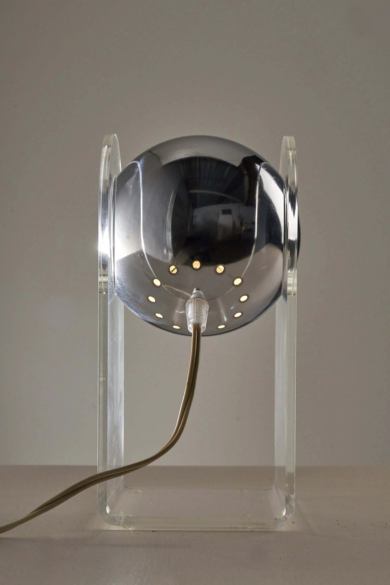 Sarfatti_Style_Table_Lamp,_Chrome_&_Plexiglass,_1980s