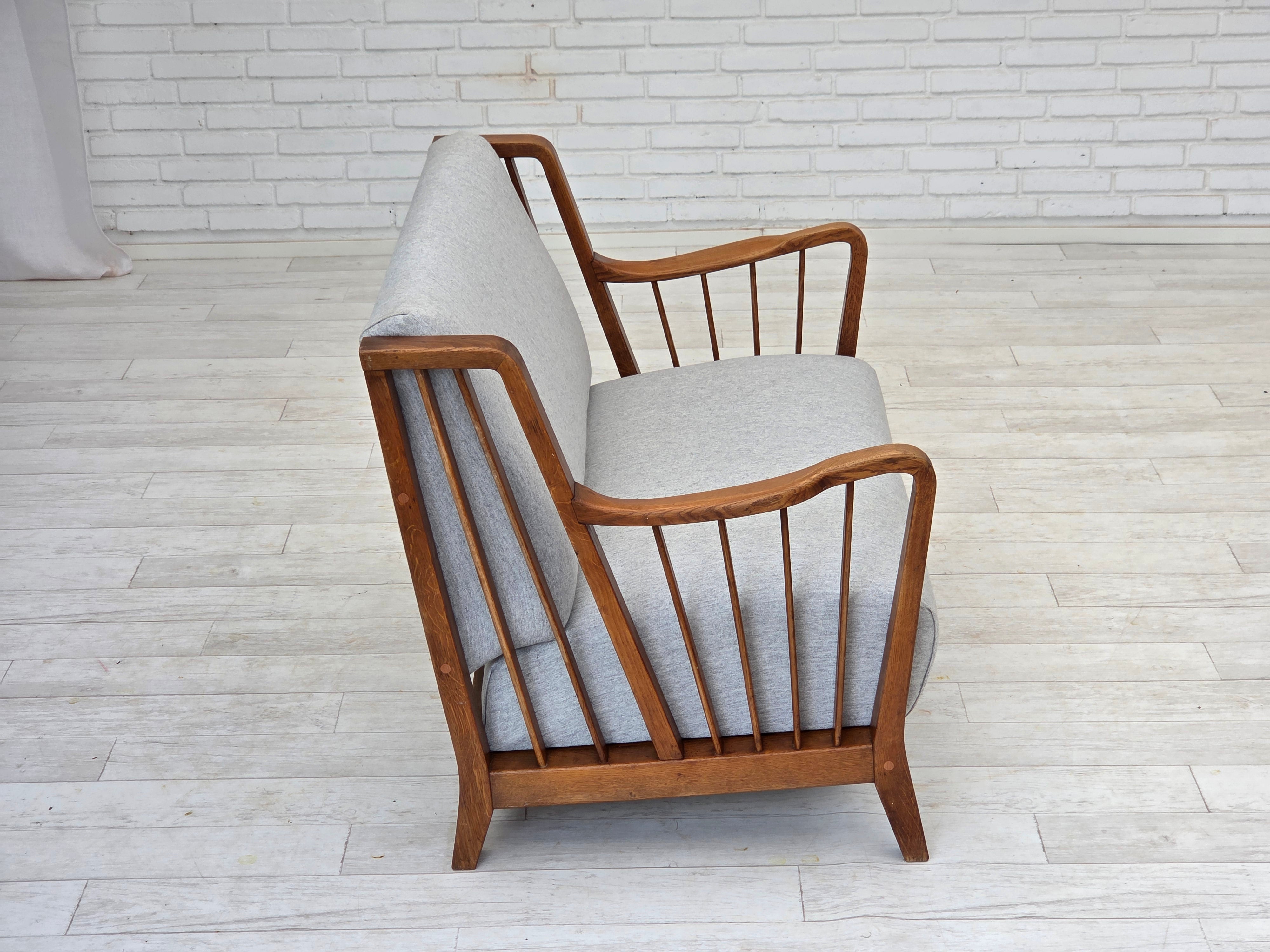 Scandinavian_2_Seater_Sofa_by_Swedish_Manufacturer_1950-55_Sweden