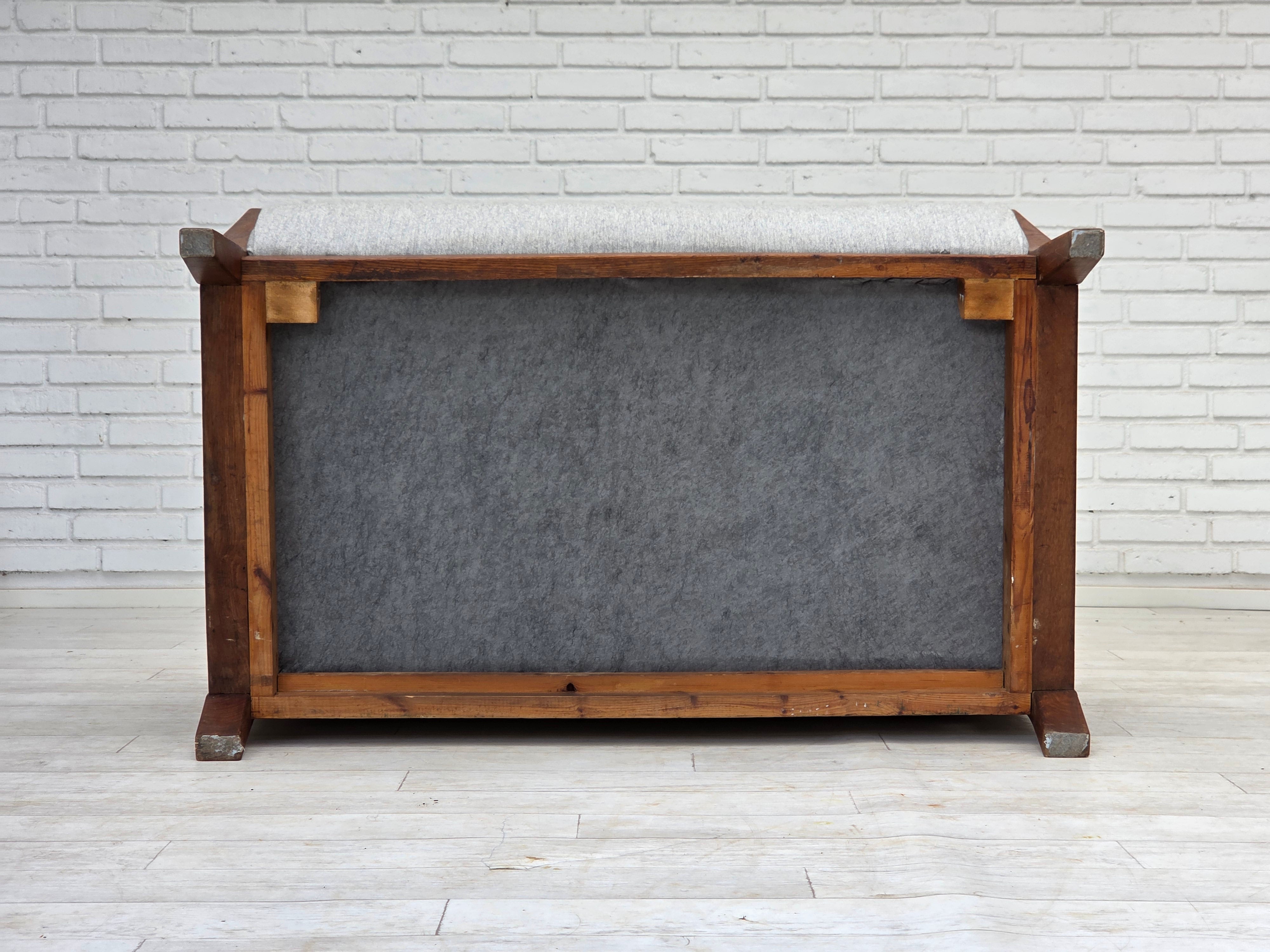 Scandinavian_2_Seater_Sofa_by_Swedish_Manufacturer_1950-55_Sweden