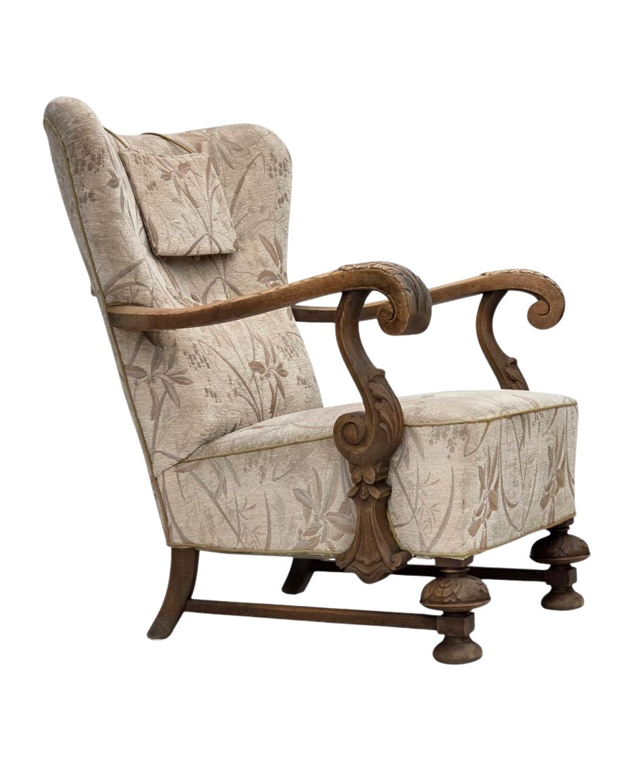 Scandinavian_Armchair,_Beige_&_Brown_Upholstery,_Oak_Frame_1950s_Denmark