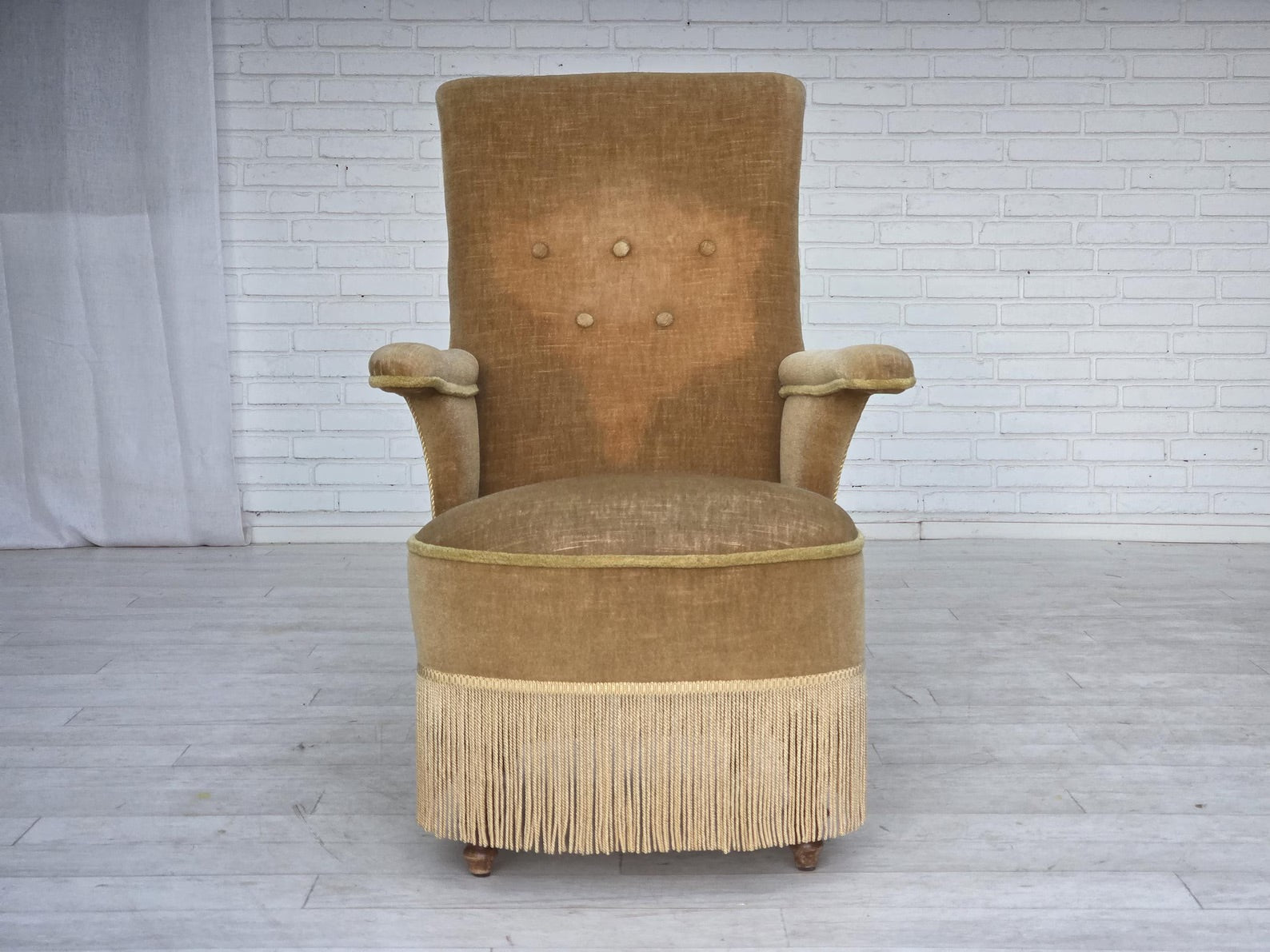 Scandinavian_Armchair,_Furniture_Velour_&_Ash_Wood,_1950s_Denmark