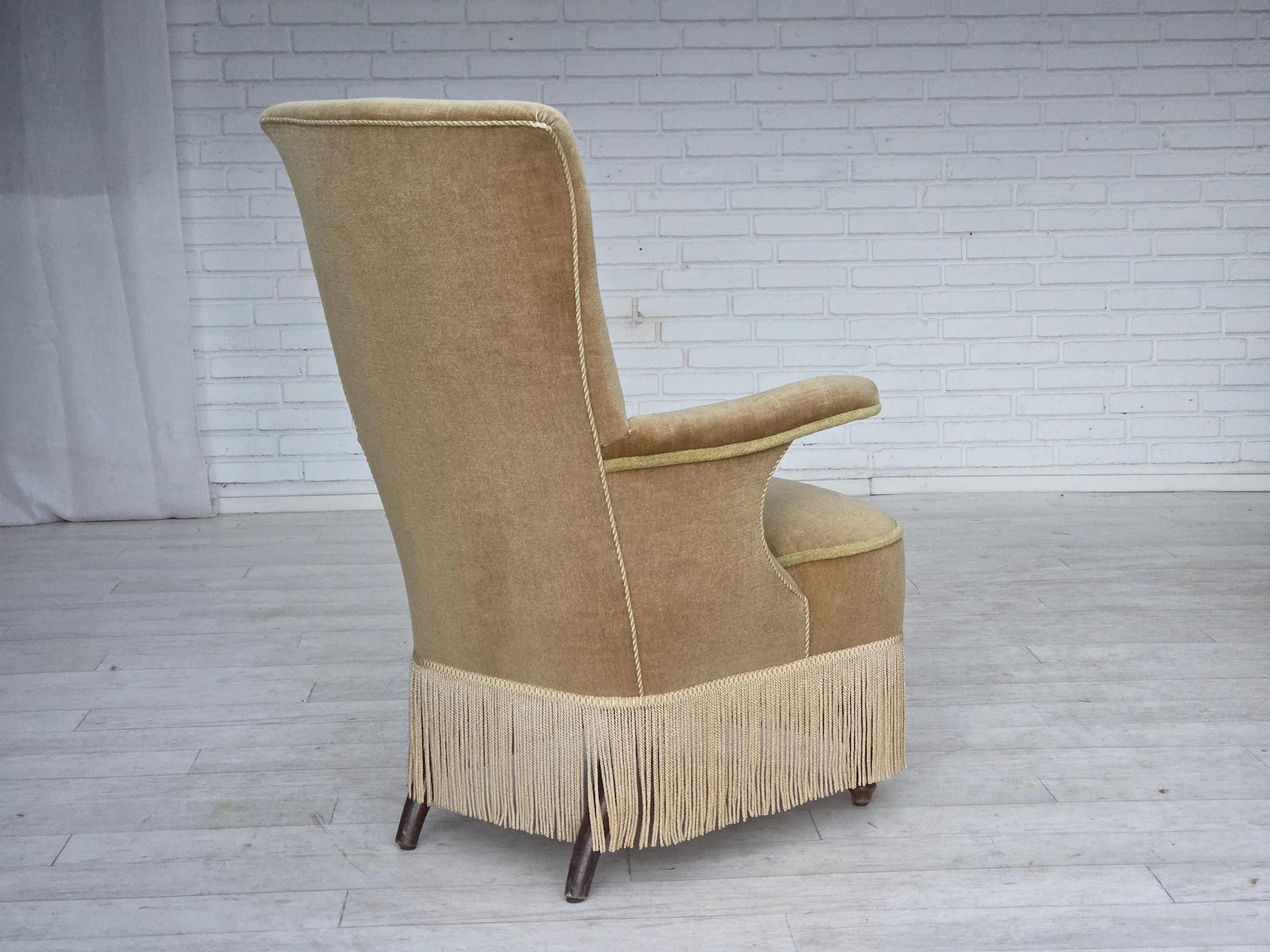 Scandinavian_Armchair,_Furniture_Velour_&_Ash_Wood,_1950s_Denmark
