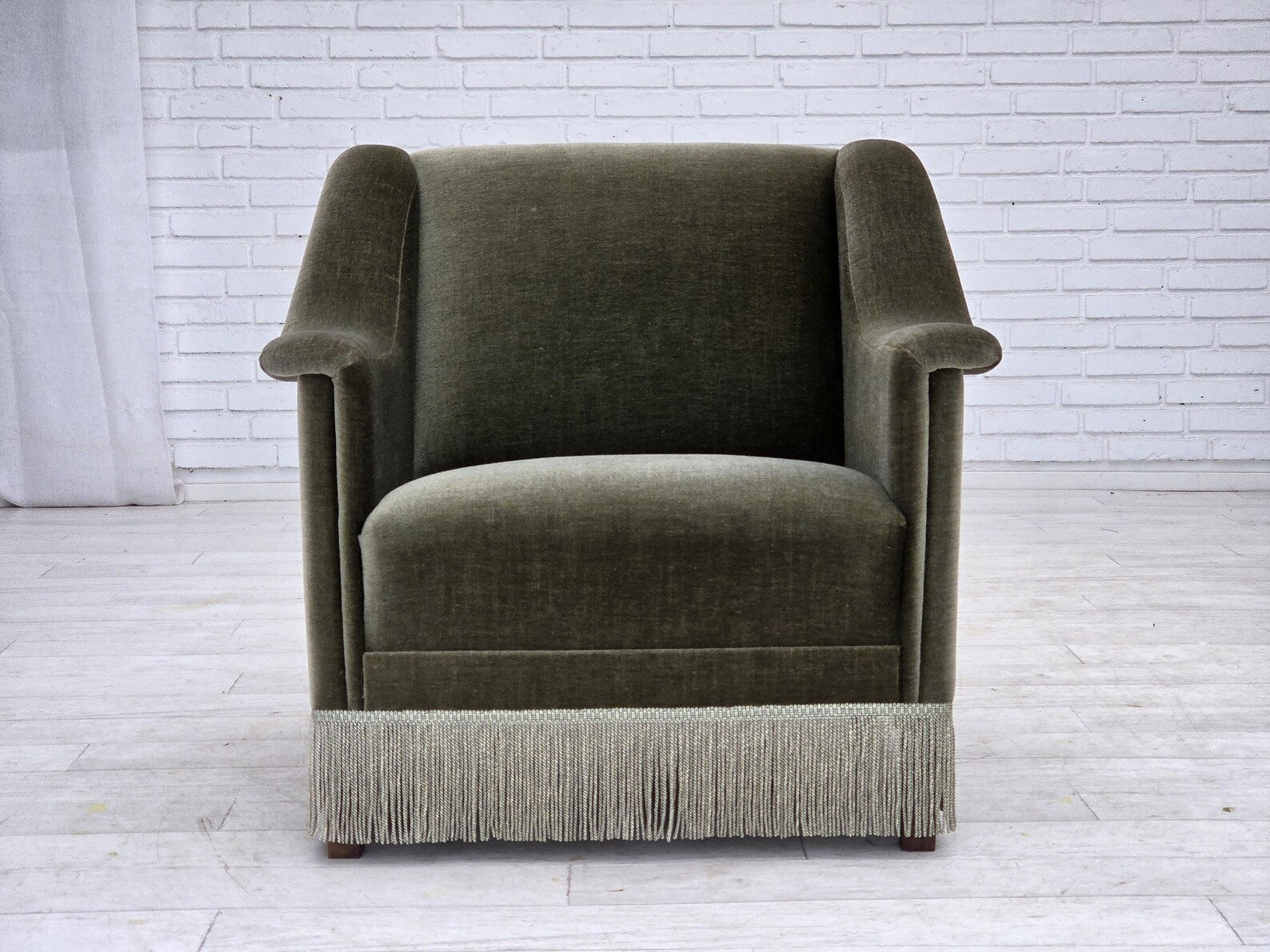Scandinavian_Armchair,_Green_Velour_Upholstery_&_Beech_Wood_Frame_1970s_Denmark