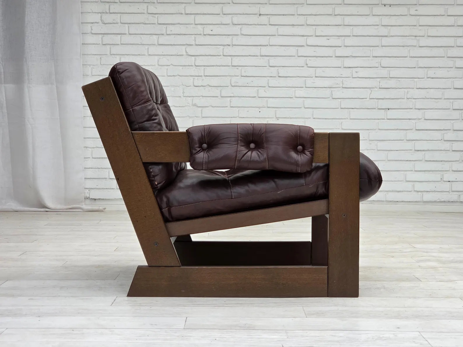 Scandinavian_Armchair,_Upholstered_&_Wood_Frame,_1970s_Denmark