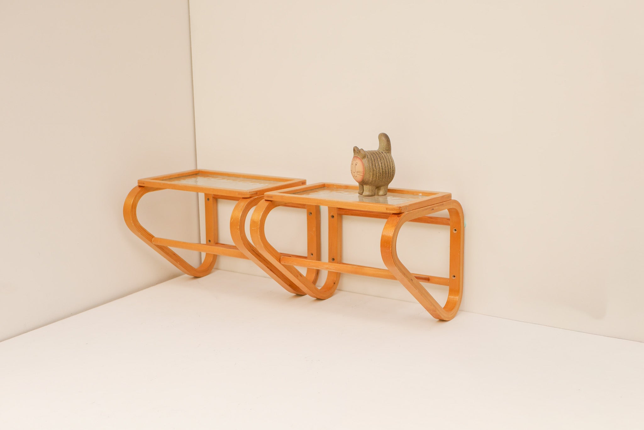 Set_of_2_Wall-Mounted_Bentwood_Bedside_Tables_by_Gemla,_Sweden,_1930s