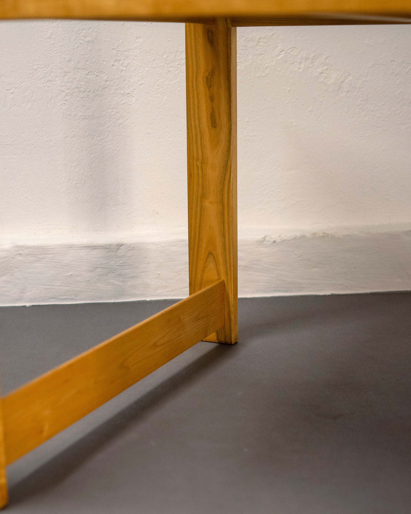 Scandinavian_Extending_Dining_Table_made_of_Oak_from_1960