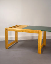 Scandinavian_Extending_Dining_Table_made_of_Oak_from_1960