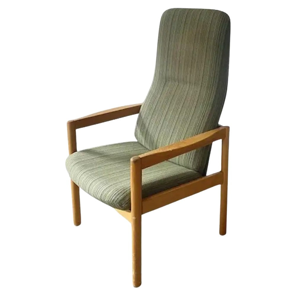 Scandinavian_High-Back_Lounge_Chair