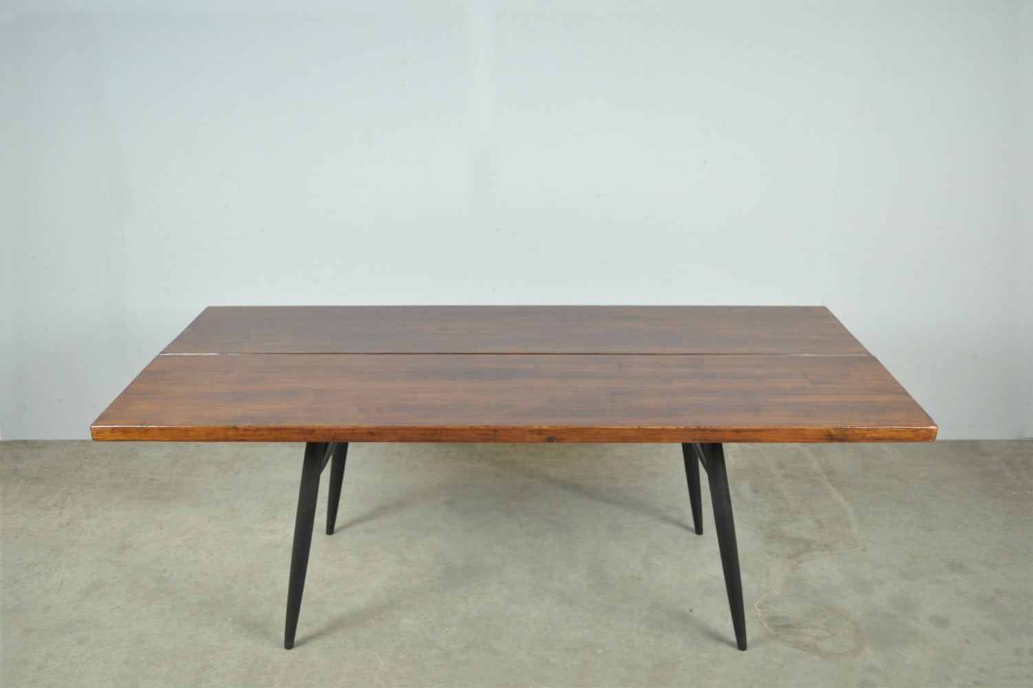 Scandinavian_LAUKAAN_PUU_“Pirkka”_dining_table_by_Ilmari_Tapiovaara,_Finland_1950s