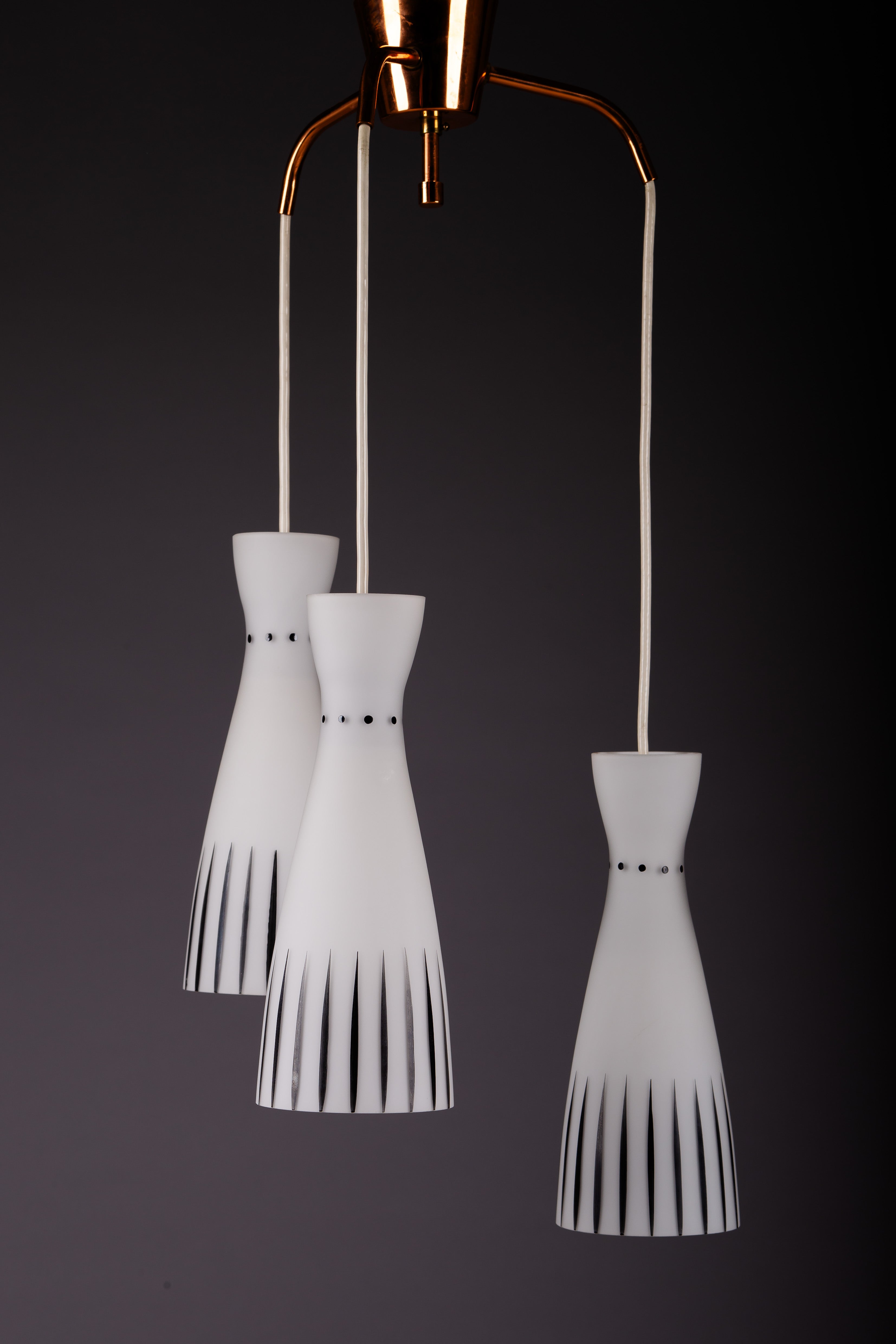 Scandinavian_Glass_Ceiling_Lamp,_Mid-Century_Modern