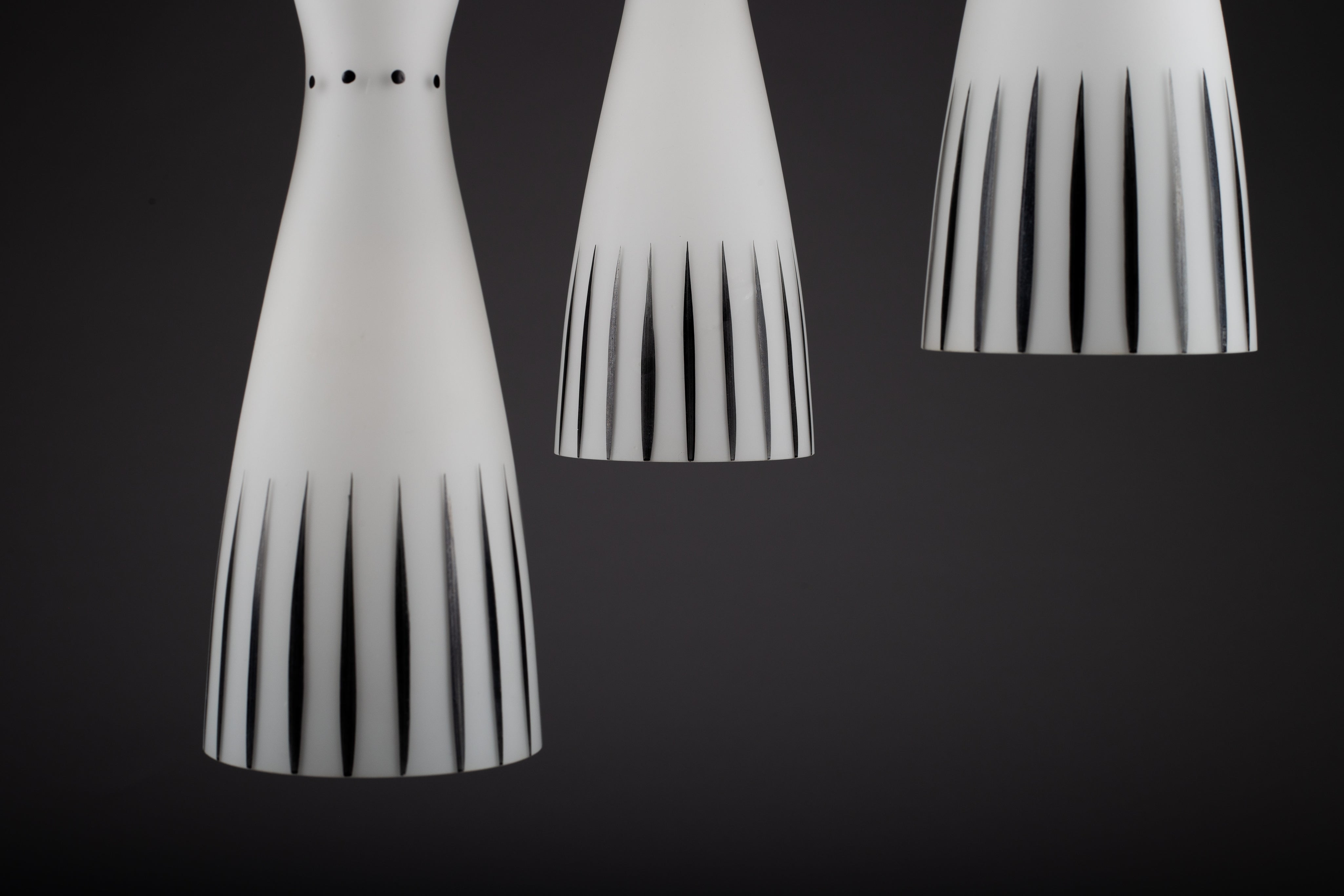 Scandinavian_Glass_Ceiling_Lamp,_Mid-Century_Modern
