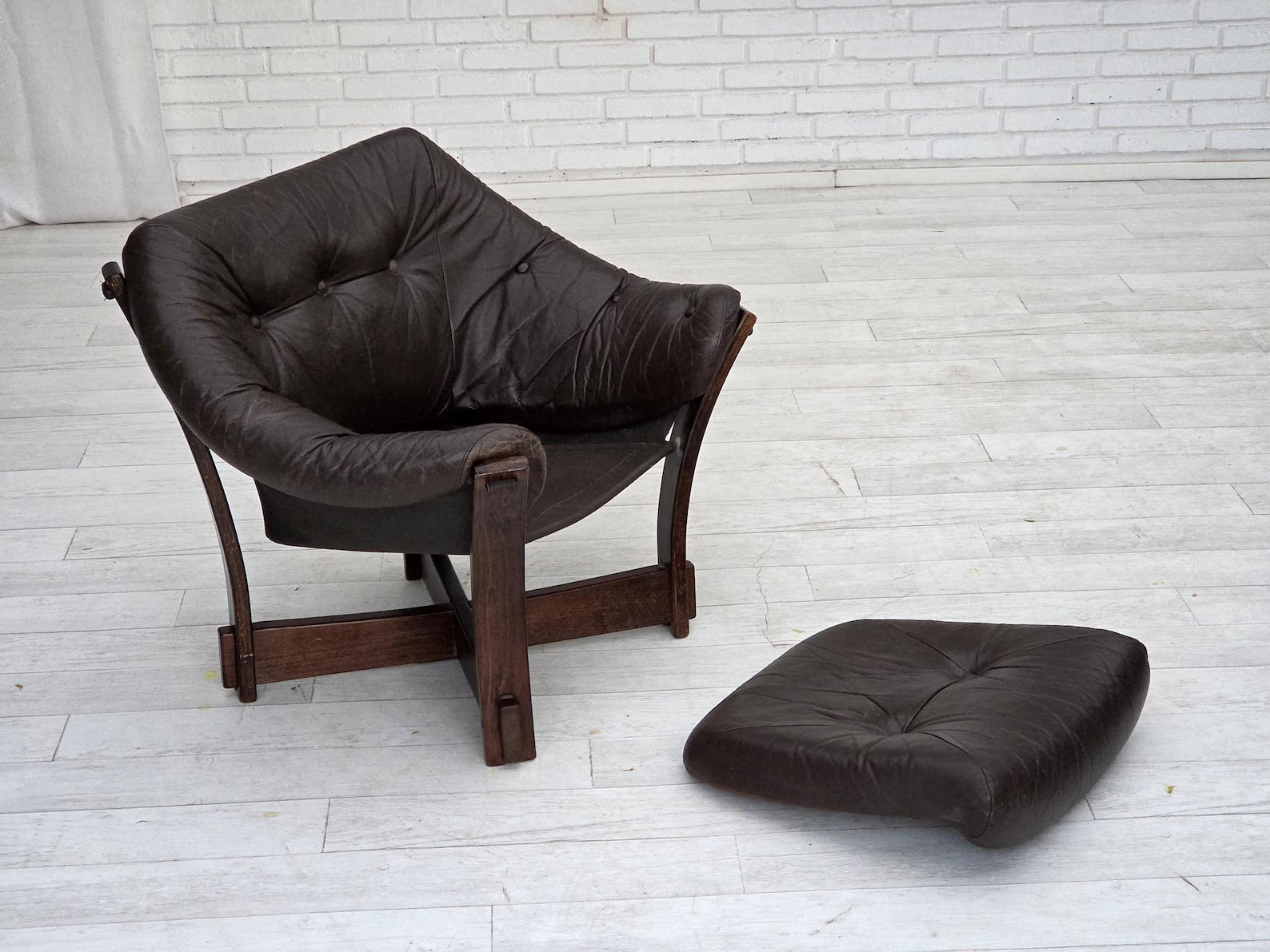 Scandinavian_Modern_Armchair,_Upholstered_Wood_Frame,_1970s_Denmark