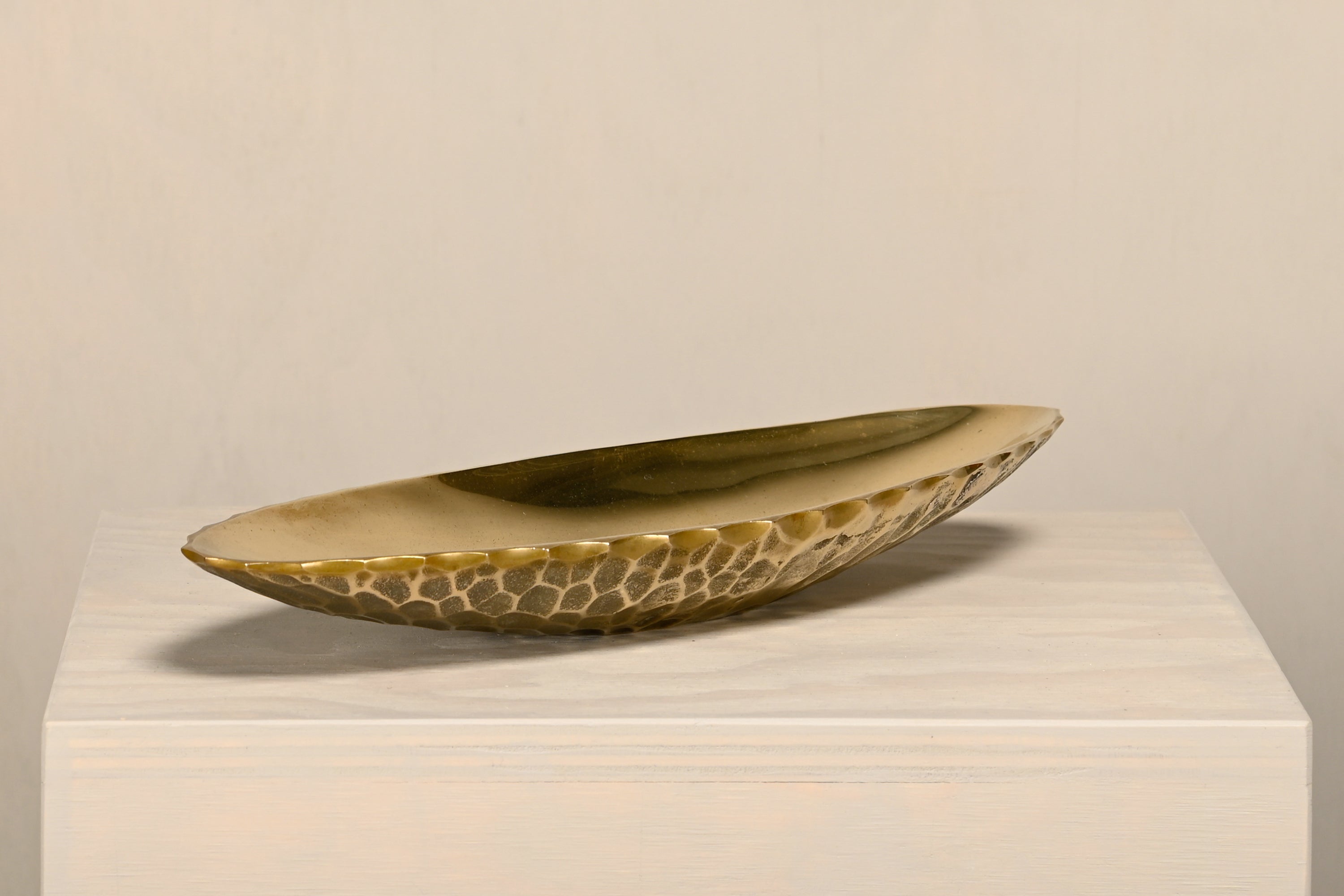 Handmade_Oval_Solid_Brass_Bowl_with_Hammered_Textured_Exterior_and_Smooth_Interior