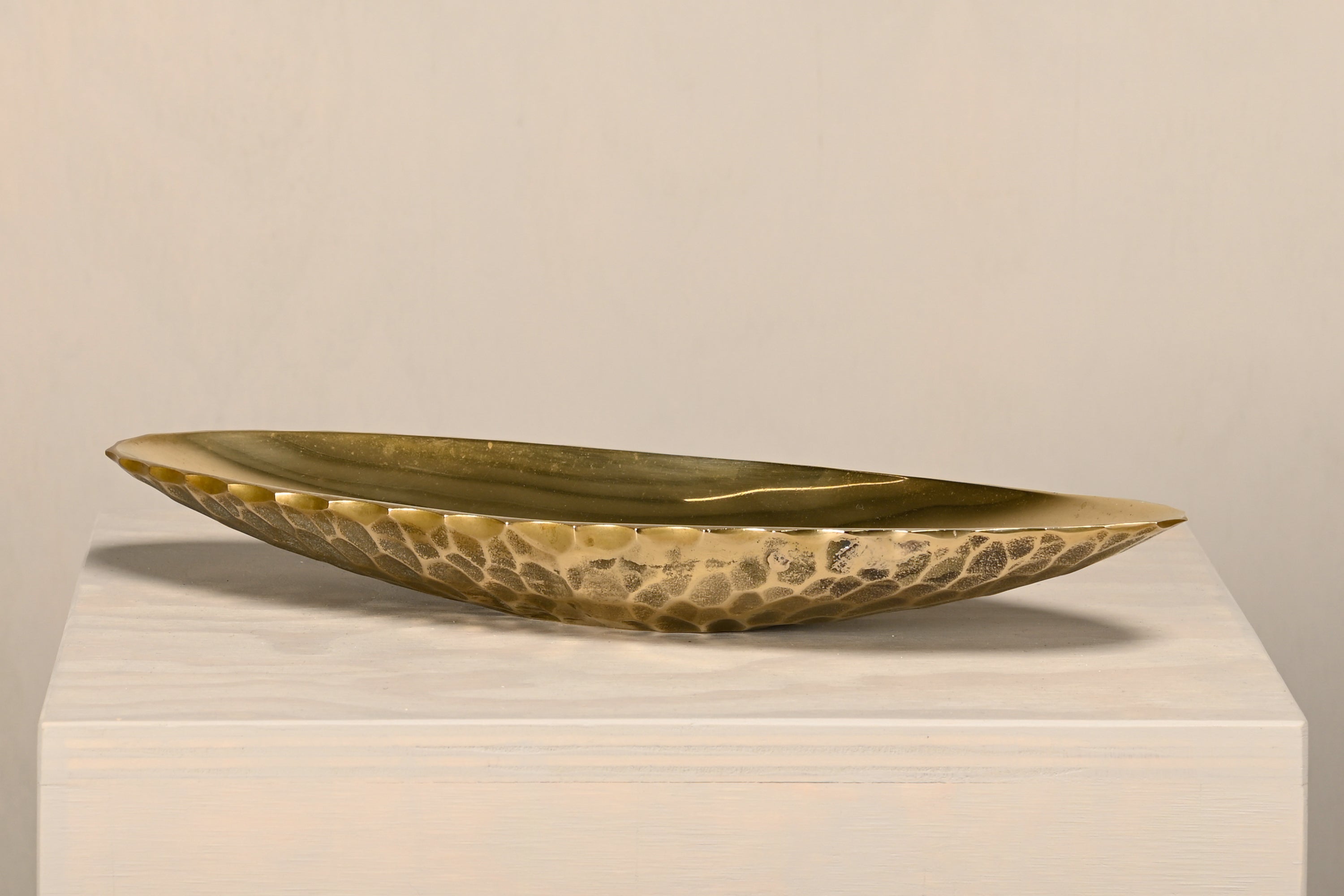 Handmade_Oval_Solid_Brass_Bowl_with_Hammered_Textured_Exterior_and_Smooth_Interior