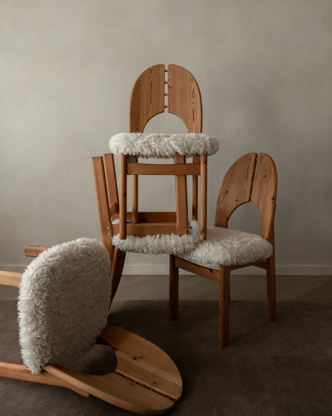 Set_of_4_Scandinavian_Pine_Dining_Chairs_in_the_Style_of_Niels_Koefoed,_Denmark_1970s