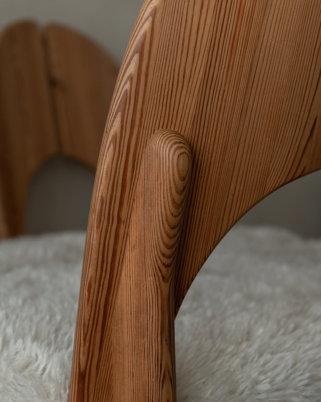 Set_of_4_Scandinavian_Pine_Dining_Chairs_in_the_Style_of_Niels_Koefoed,_Denmark_1970s