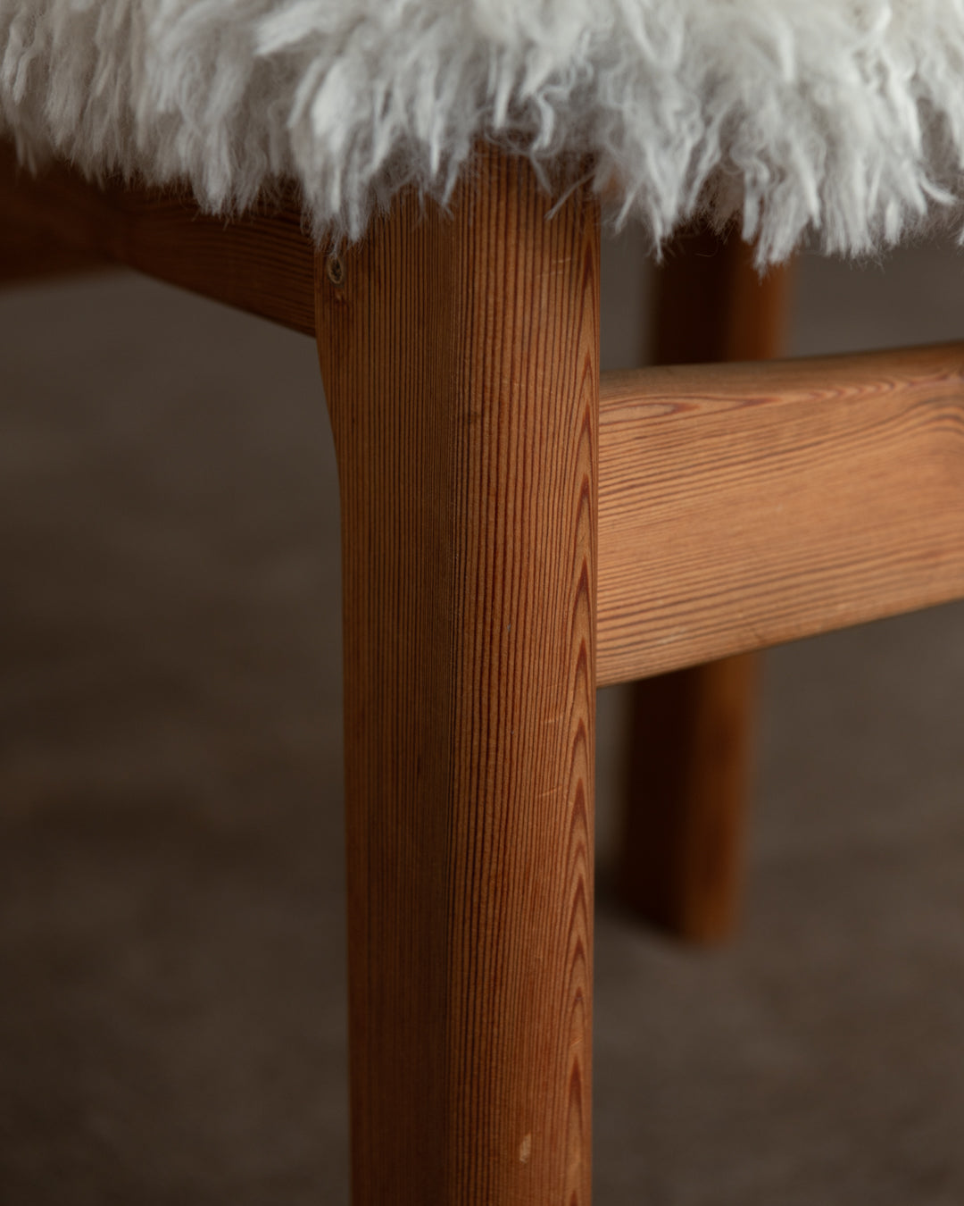 Set_of_4_Scandinavian_Pine_Dining_Chairs_in_the_Style_of_Niels_Koefoed,_Denmark_1970s