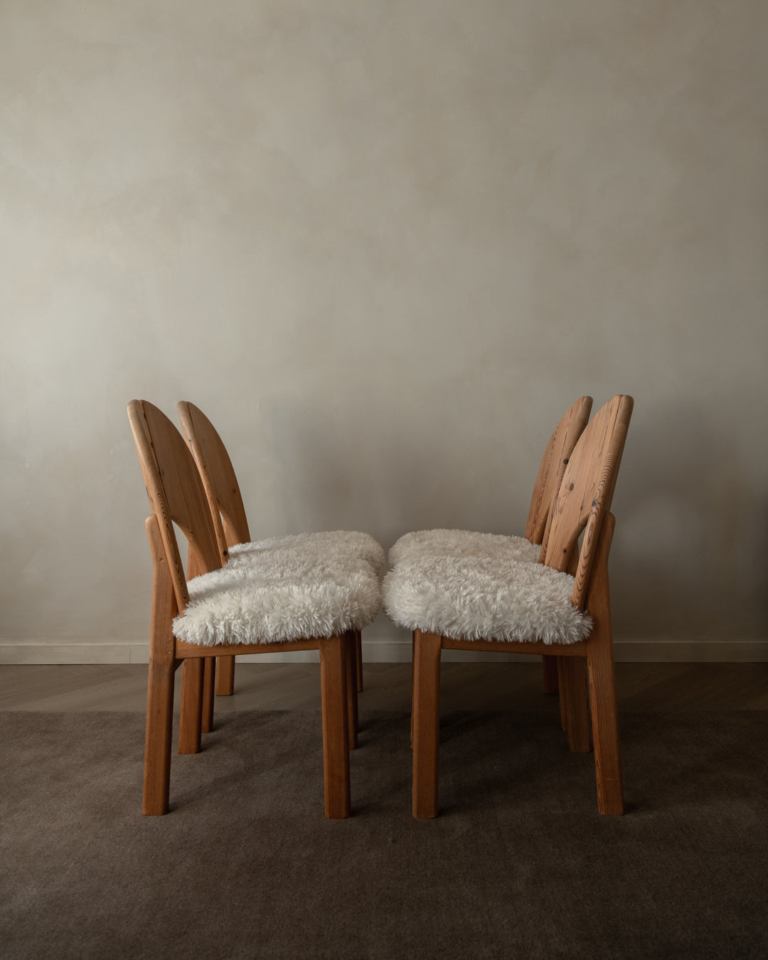 Set_of_4_Scandinavian_Pine_Dining_Chairs_in_the_Style_of_Niels_Koefoed,_Denmark_1970s