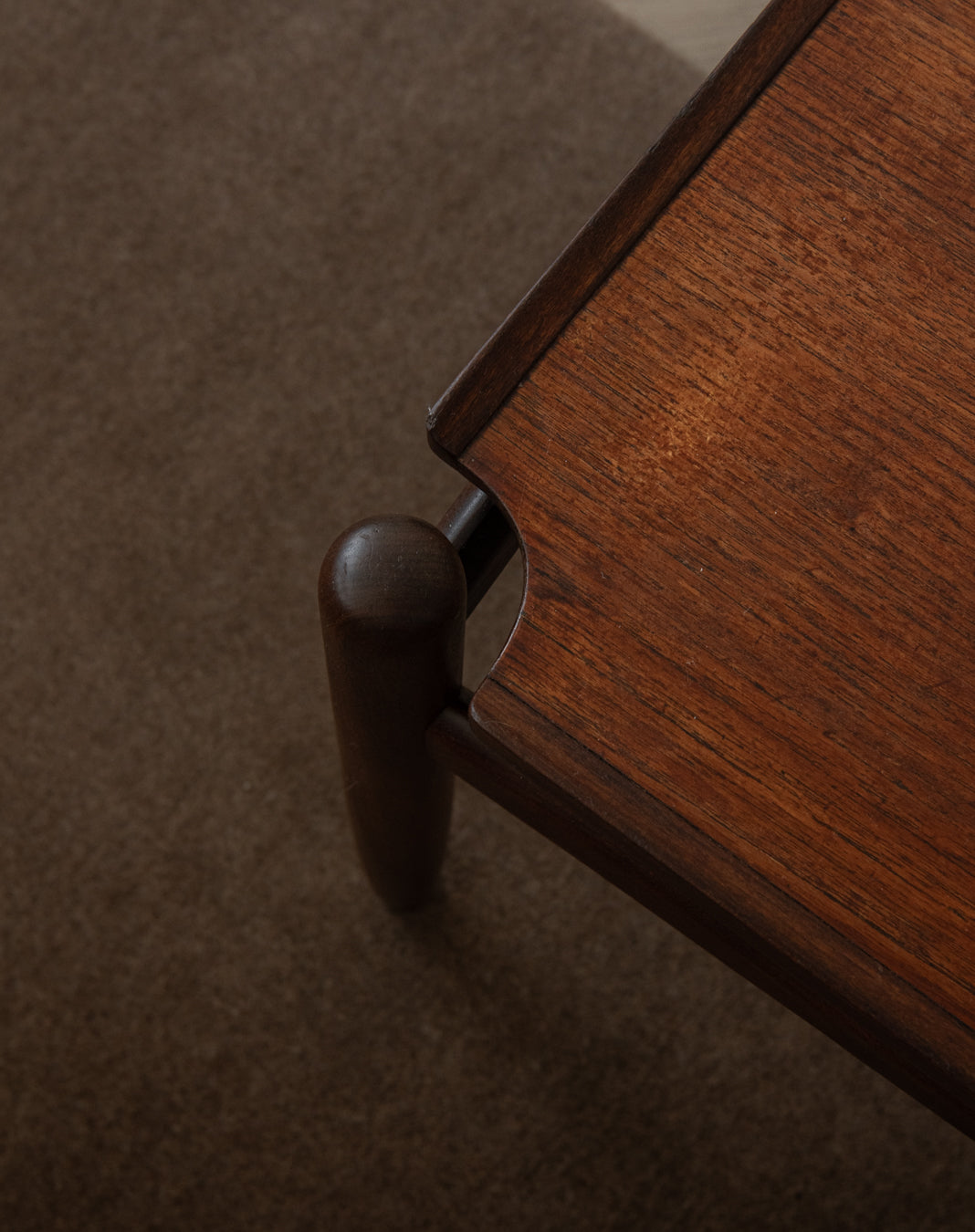 Scandinavian_Modern_Teak_Coffee_Table,_Europe_1960s