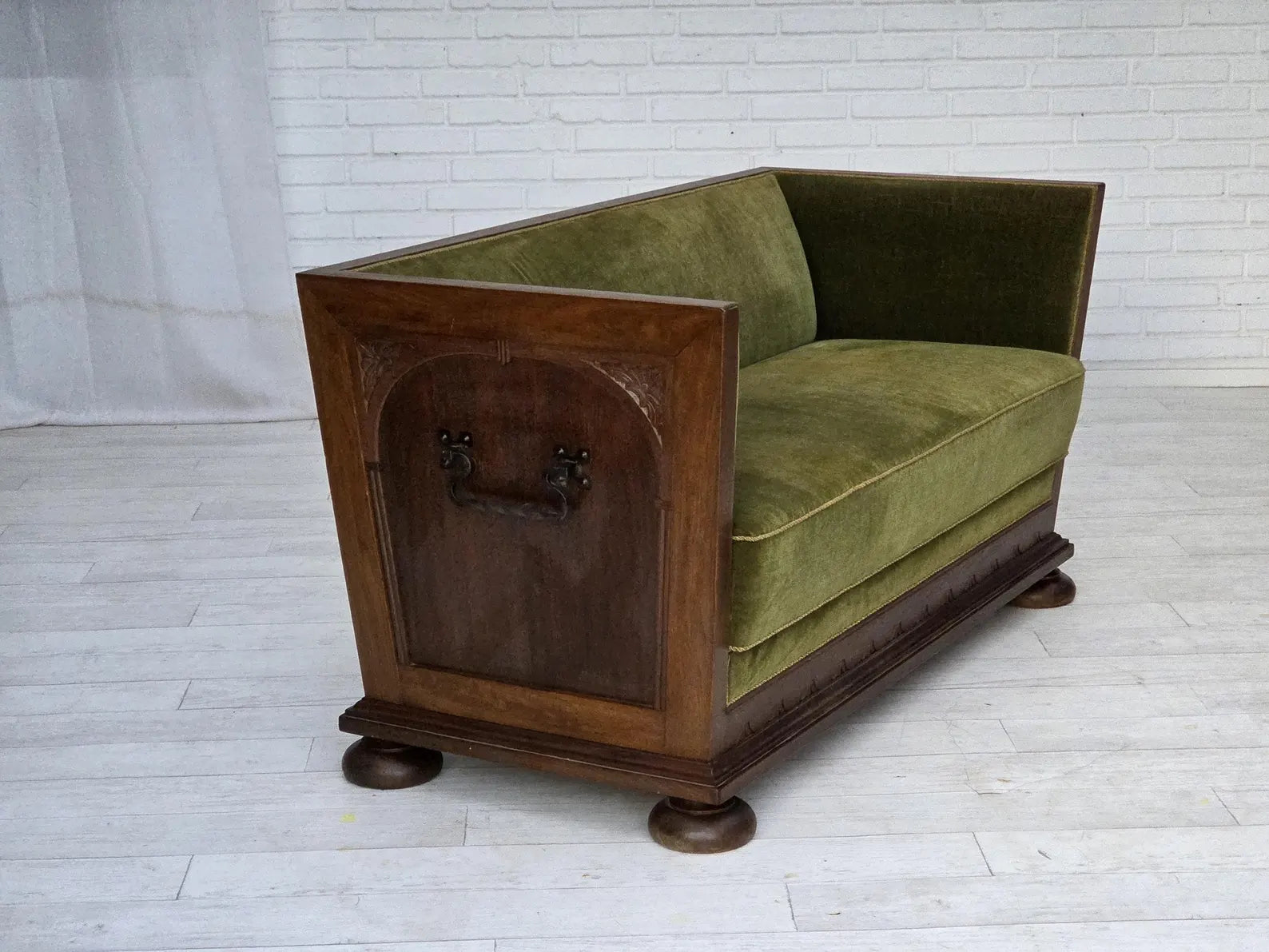 Scandinavian_Modern_Two-Seat_Sofa,_1950s_Denmark,_Oak_Frame,_1950s_Denmark