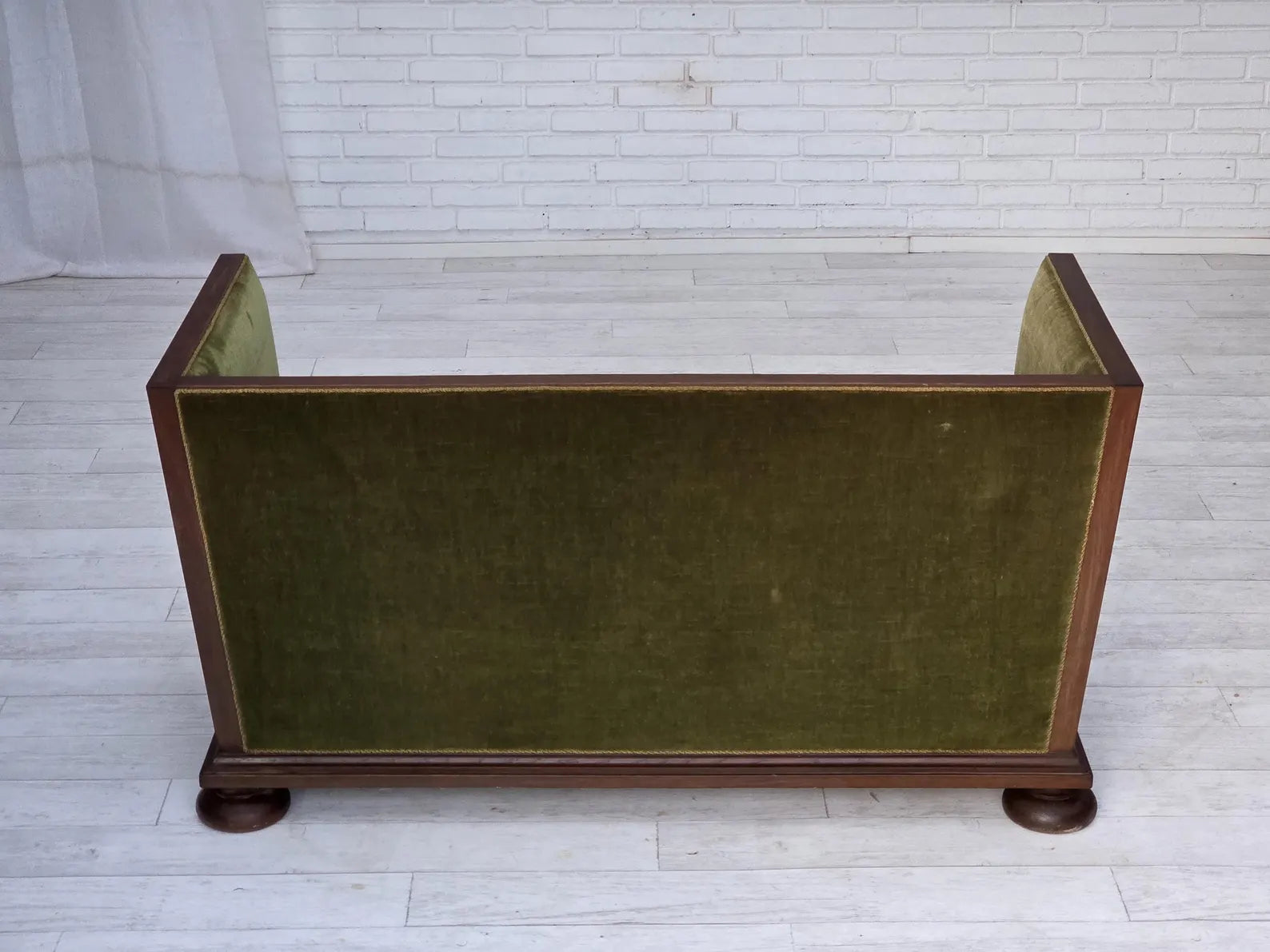 Scandinavian_Modern_Two-Seat_Sofa,_1950s_Denmark,_Oak_Frame,_1950s_Denmark